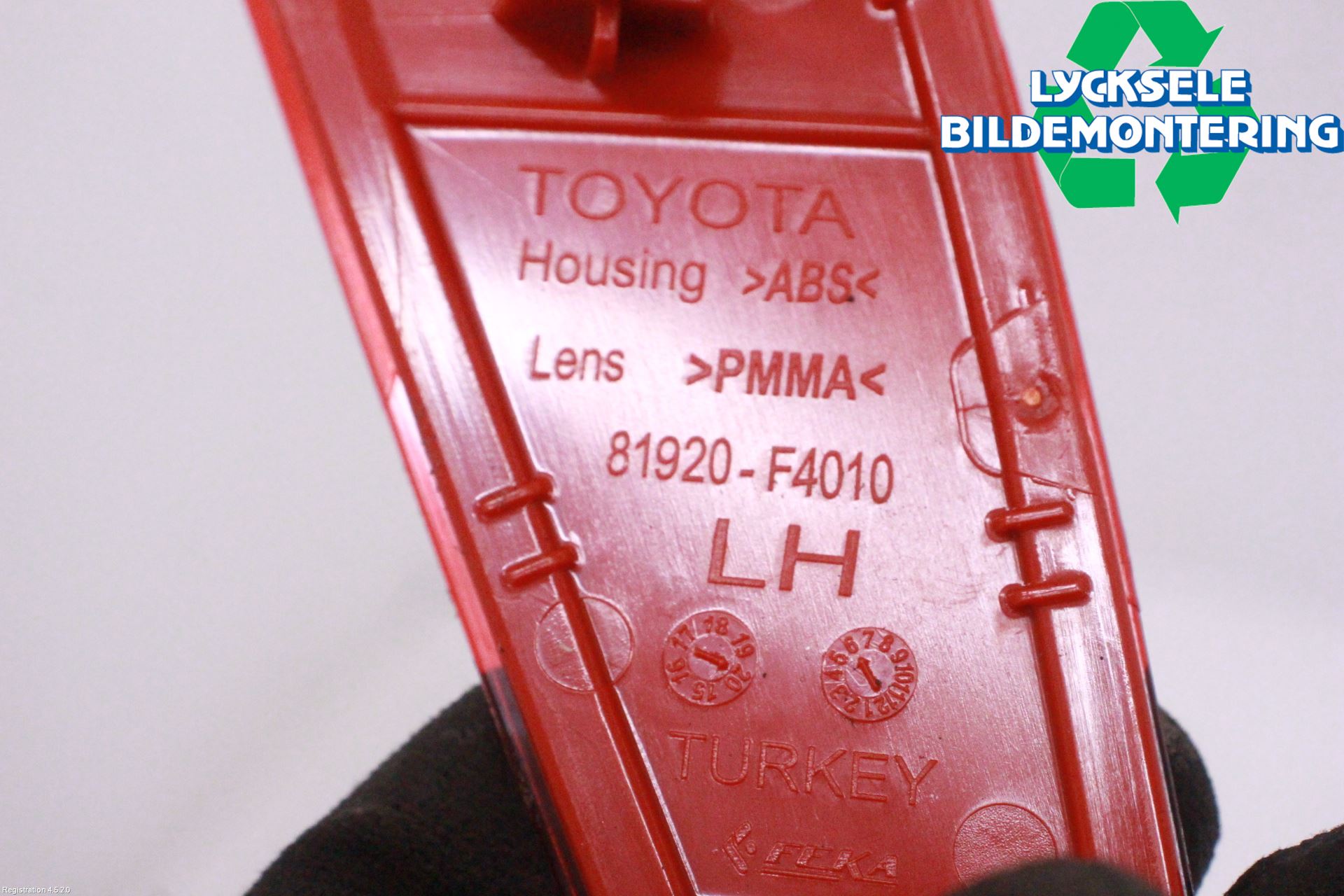 Toyota YARIS XP21 20- Dimljus/Reflex Bak
