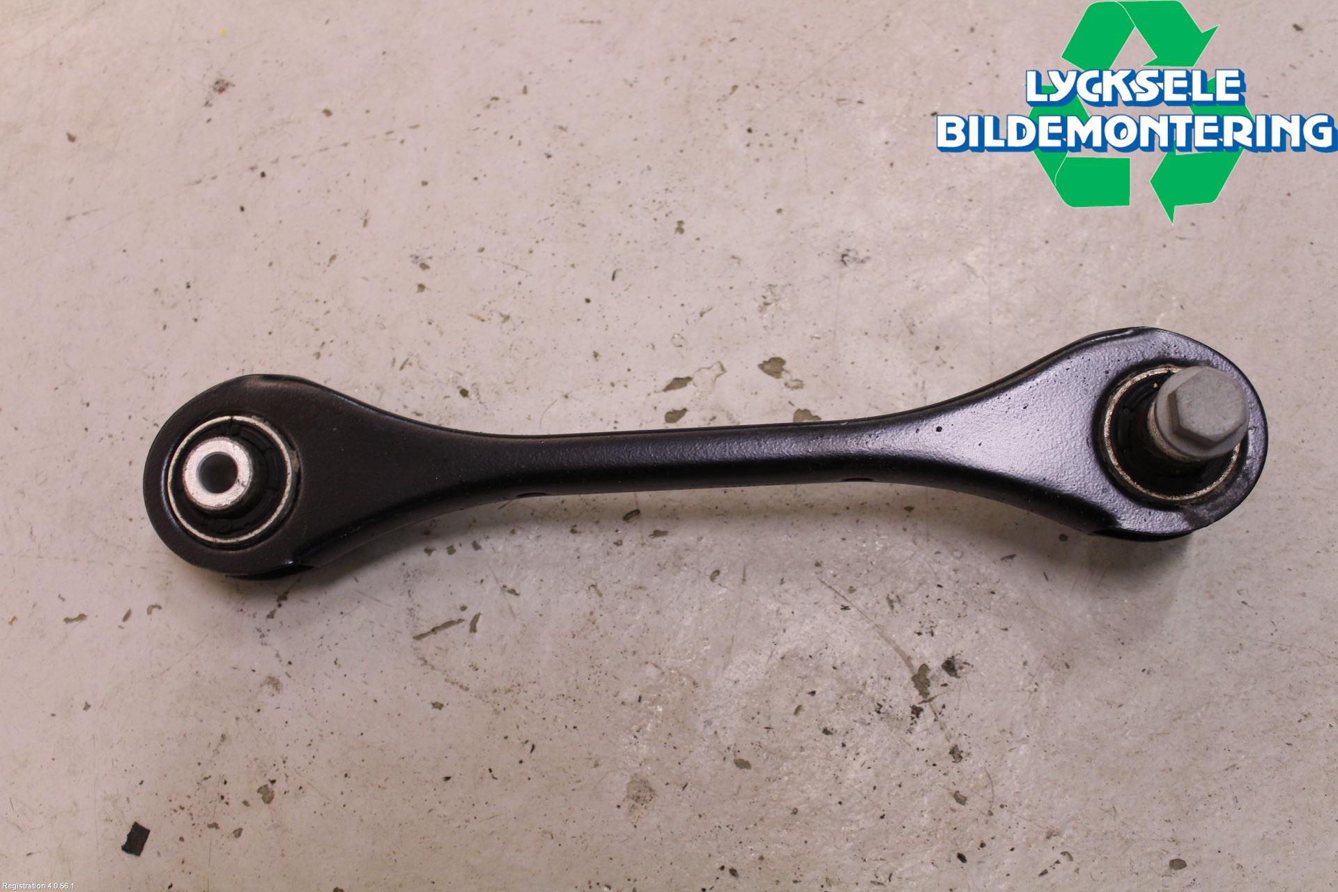 Volkswagen VW PASSAT 15-19 Bärarm Bak Höger