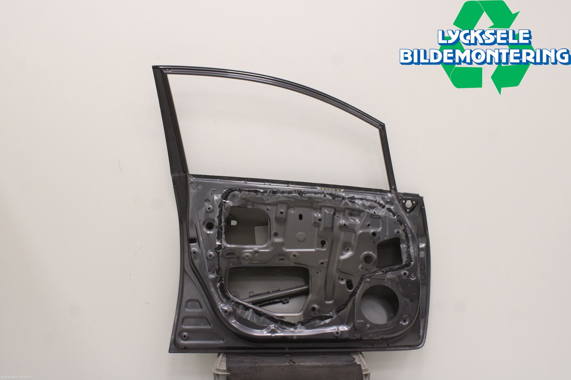 Toyota AURIS 10-12 Dörr Fram Vänster