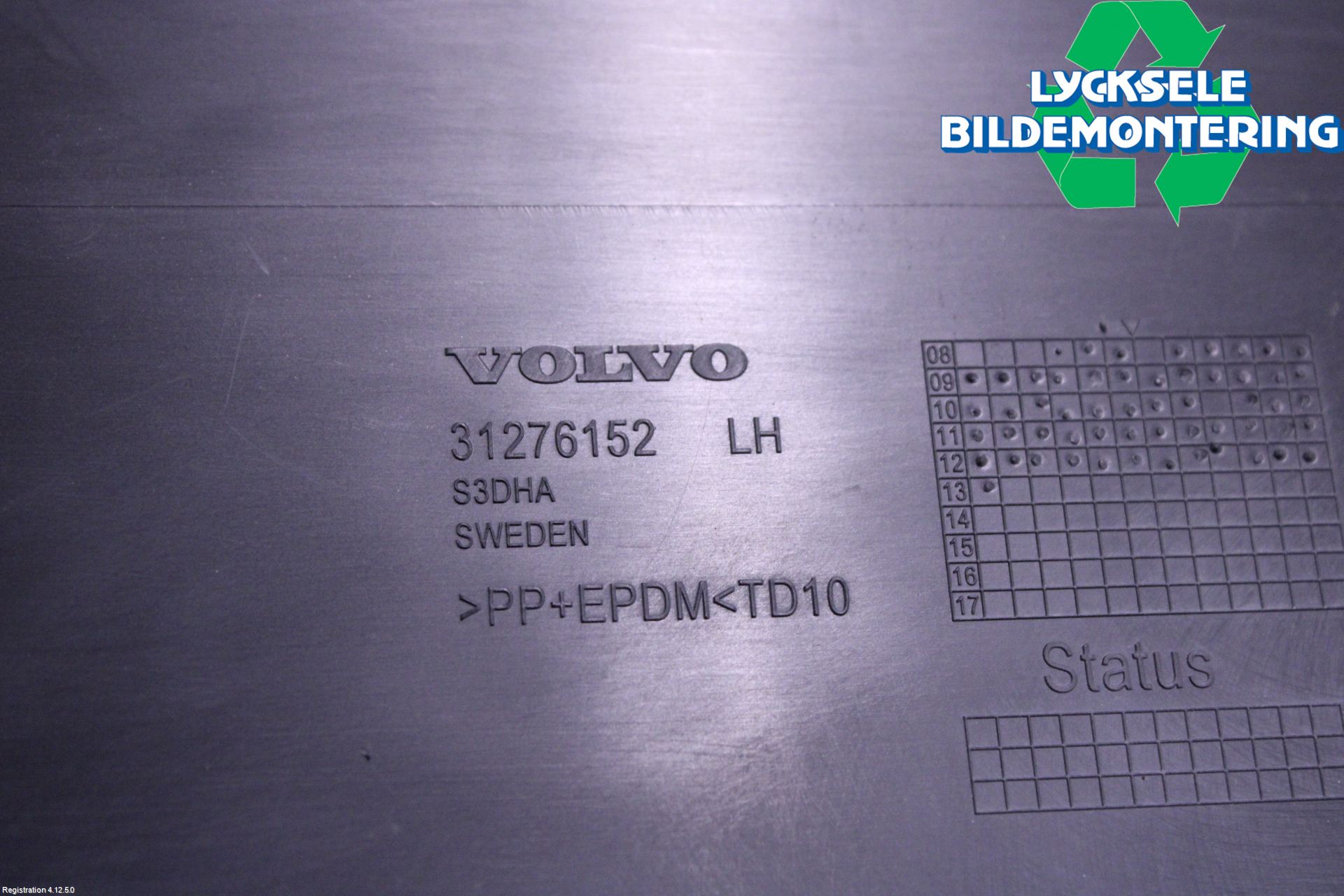 Volvo XC70 08-13 Dörr Dekorlist Fram Vä