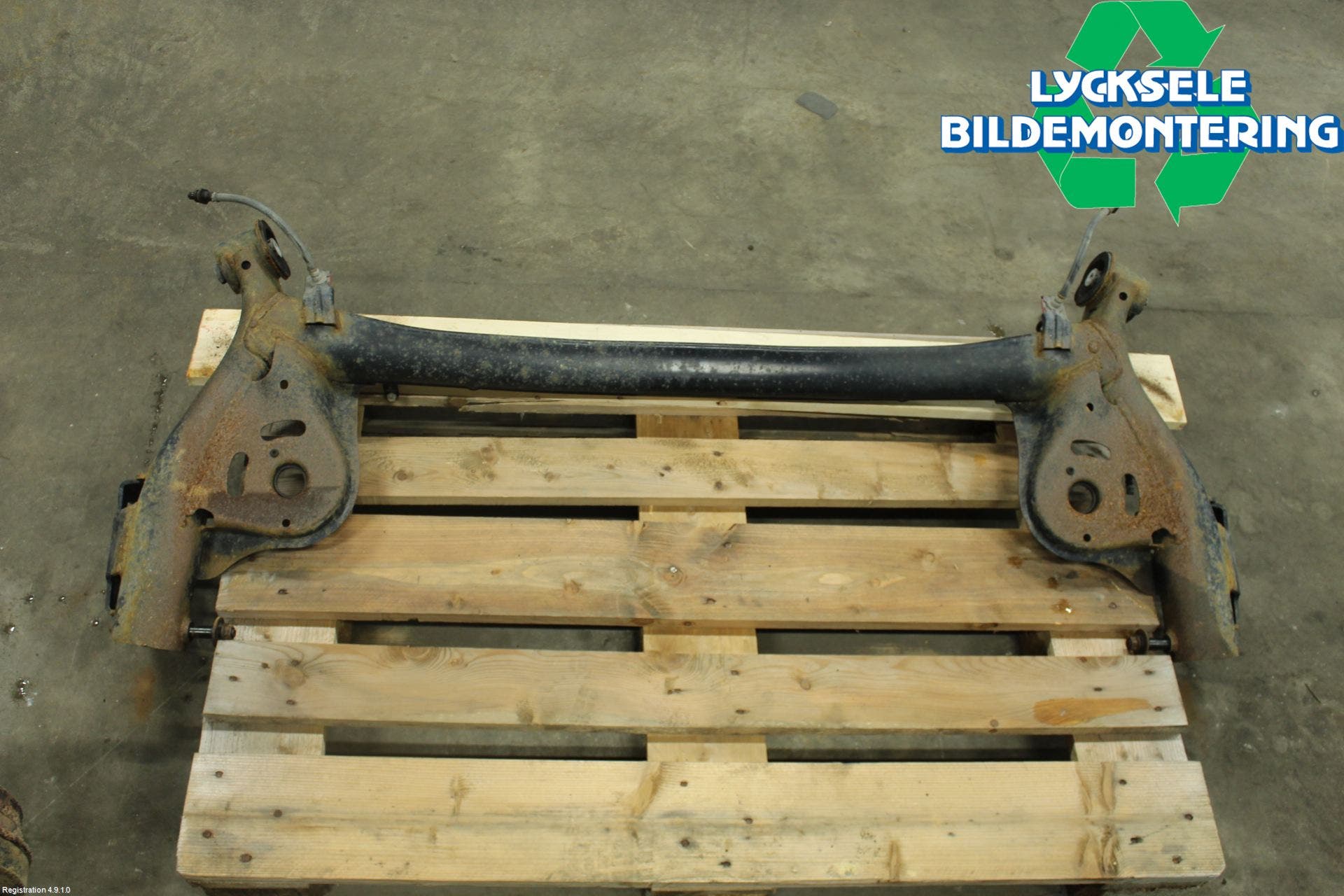 Suzuki ACROSS 21- Bakaxelbalk