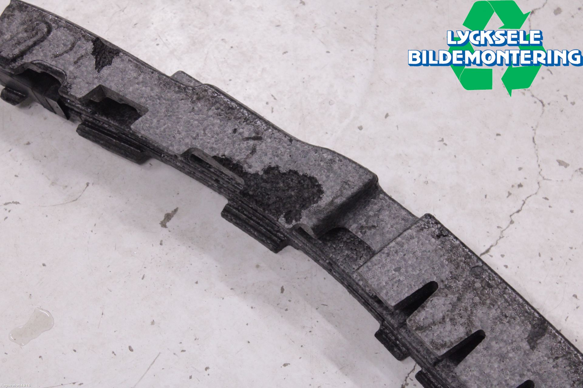 BMW 5 F10/F11/F18 09-17 Stötfångar Deformelement Fram