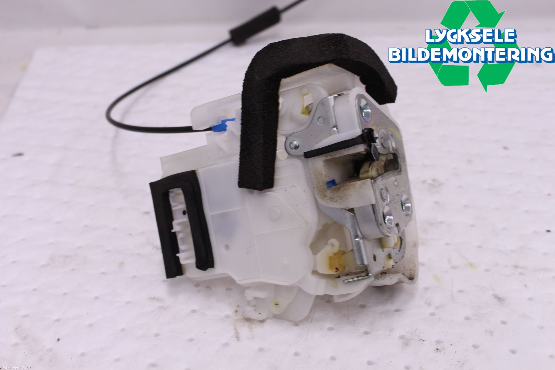 Subaru OUTBACK 10-15 Låskista-Dörrlås