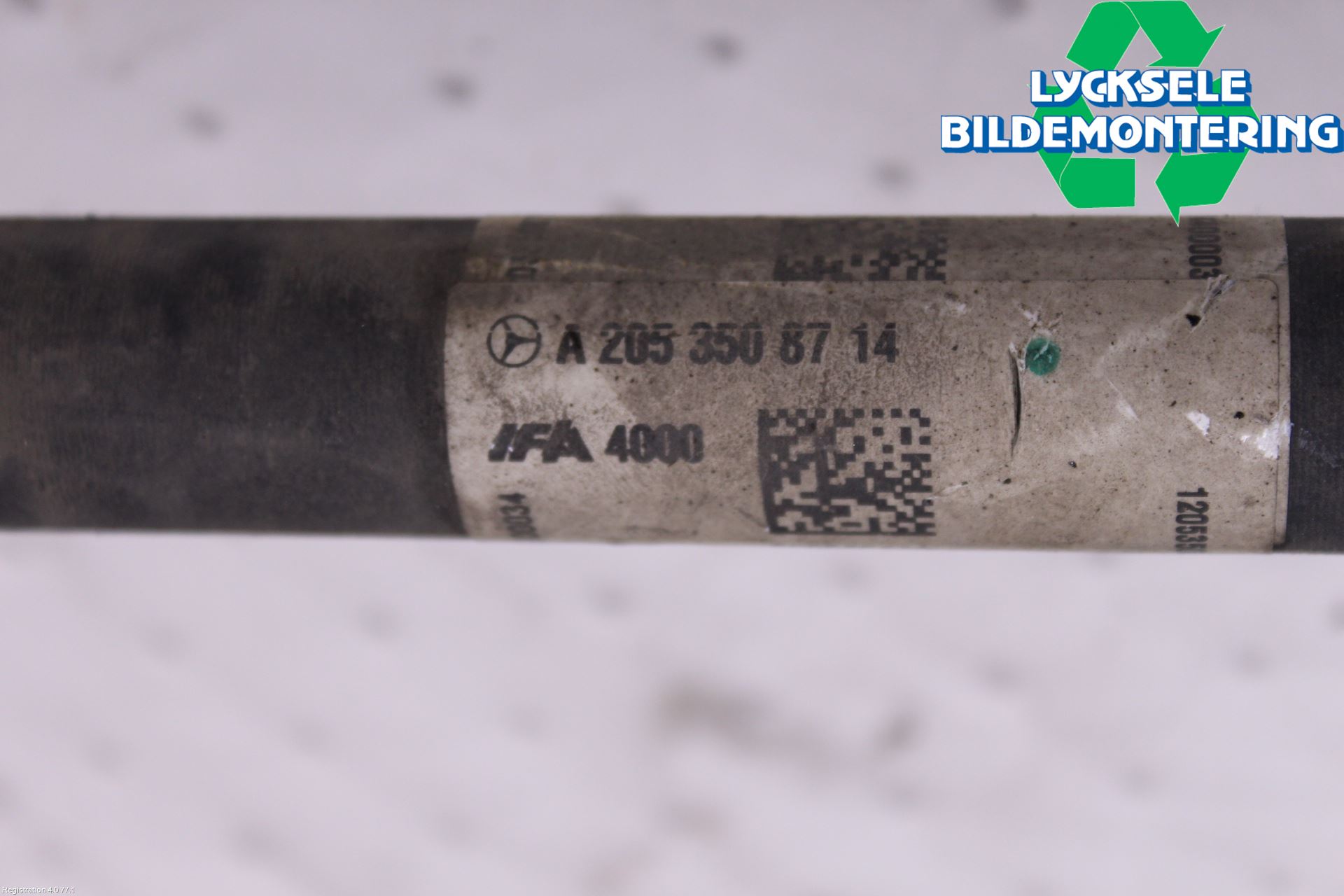 Mercedes-Benz MB C-KLASS (W205) 14-21 Drivaxel Bak Vänster