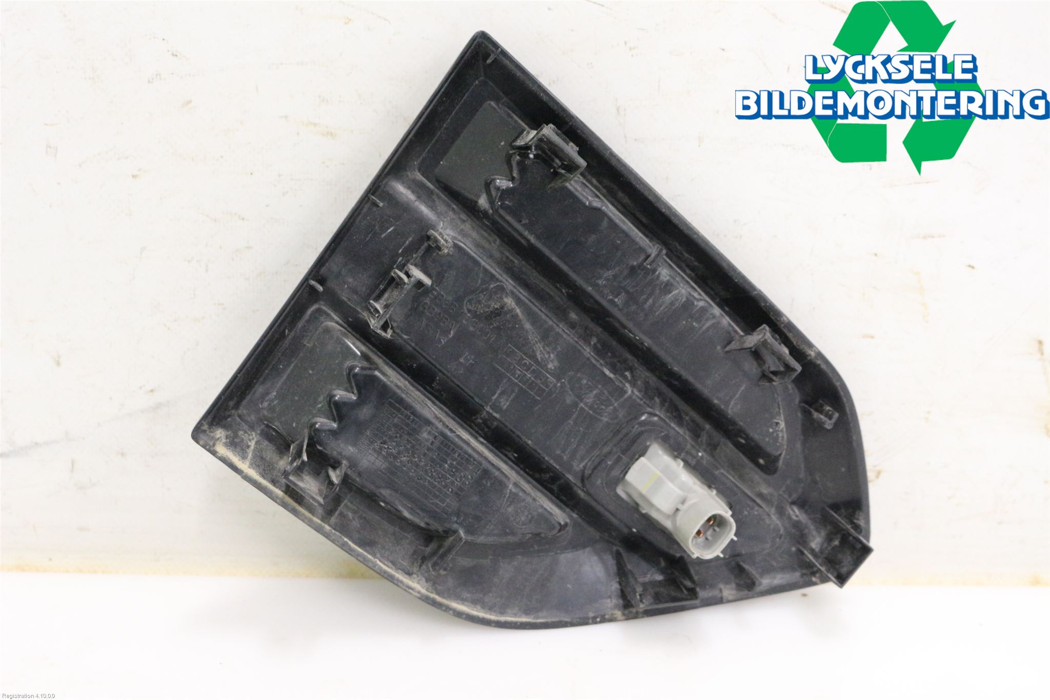 Ford RANGER EU 12-23 List Framskärm Vä