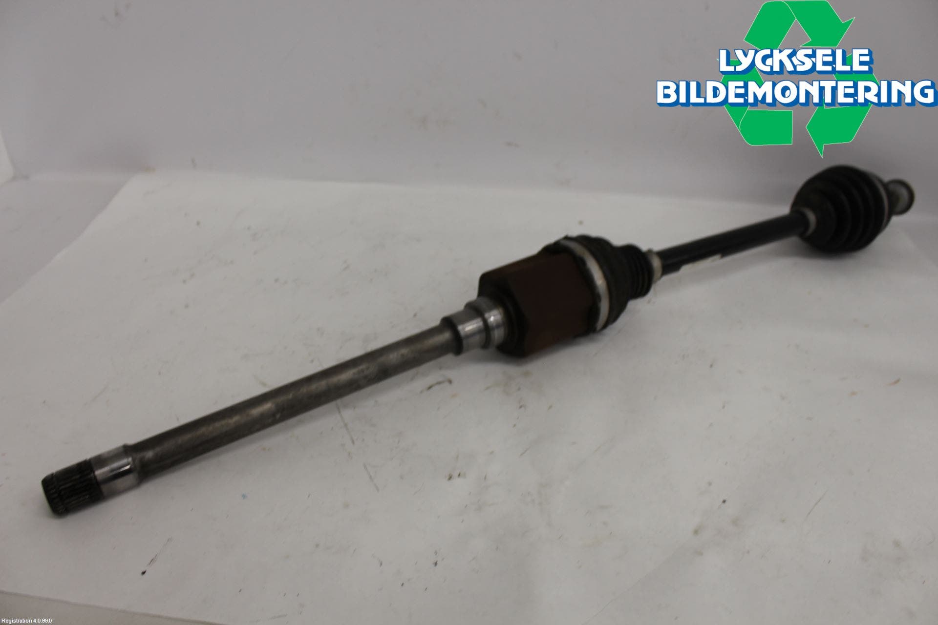 BMW X3 F25 10-17 Drivaxel Fram Höger