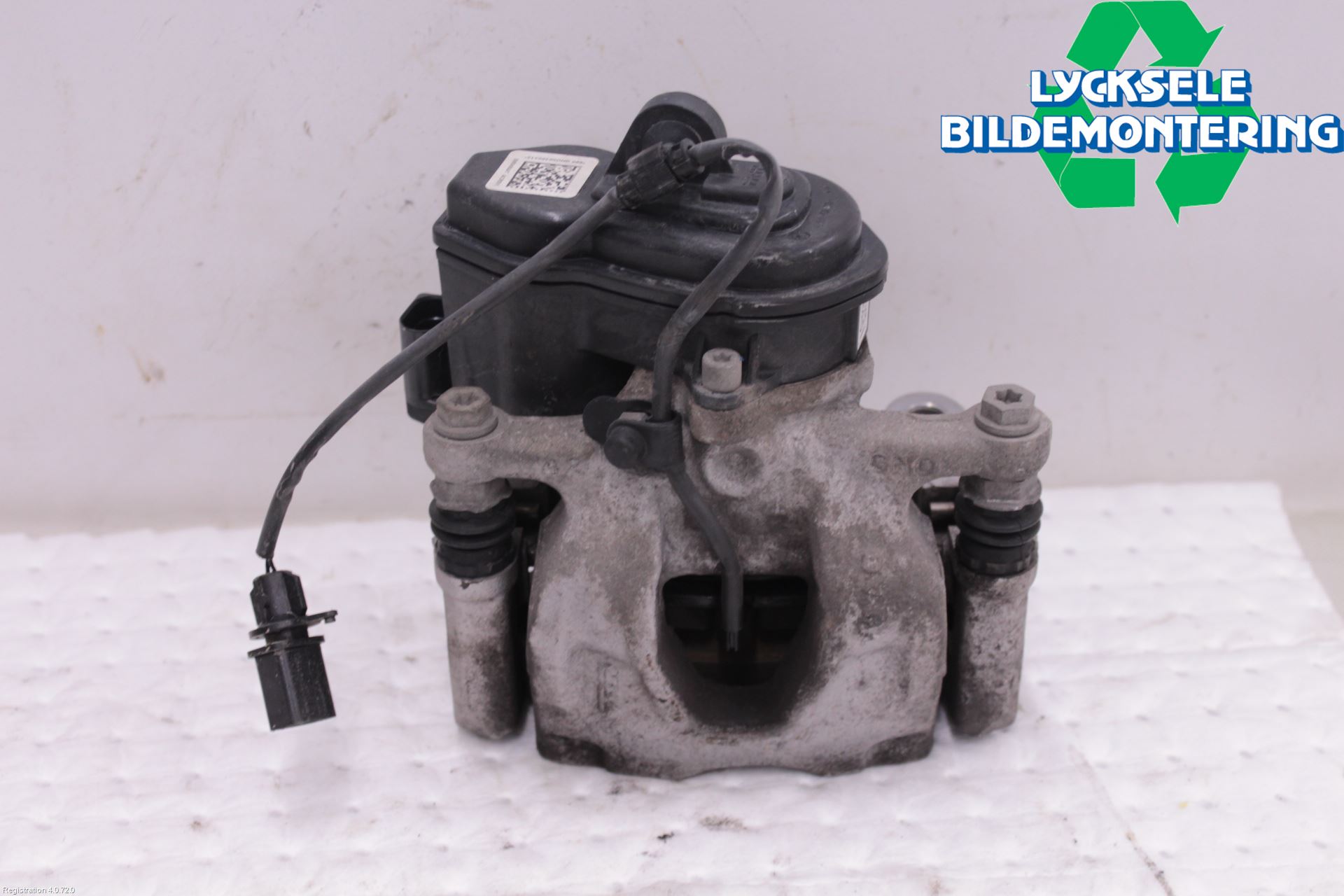 Audi A4/S4 B9 20- Bromsok Bak Höger