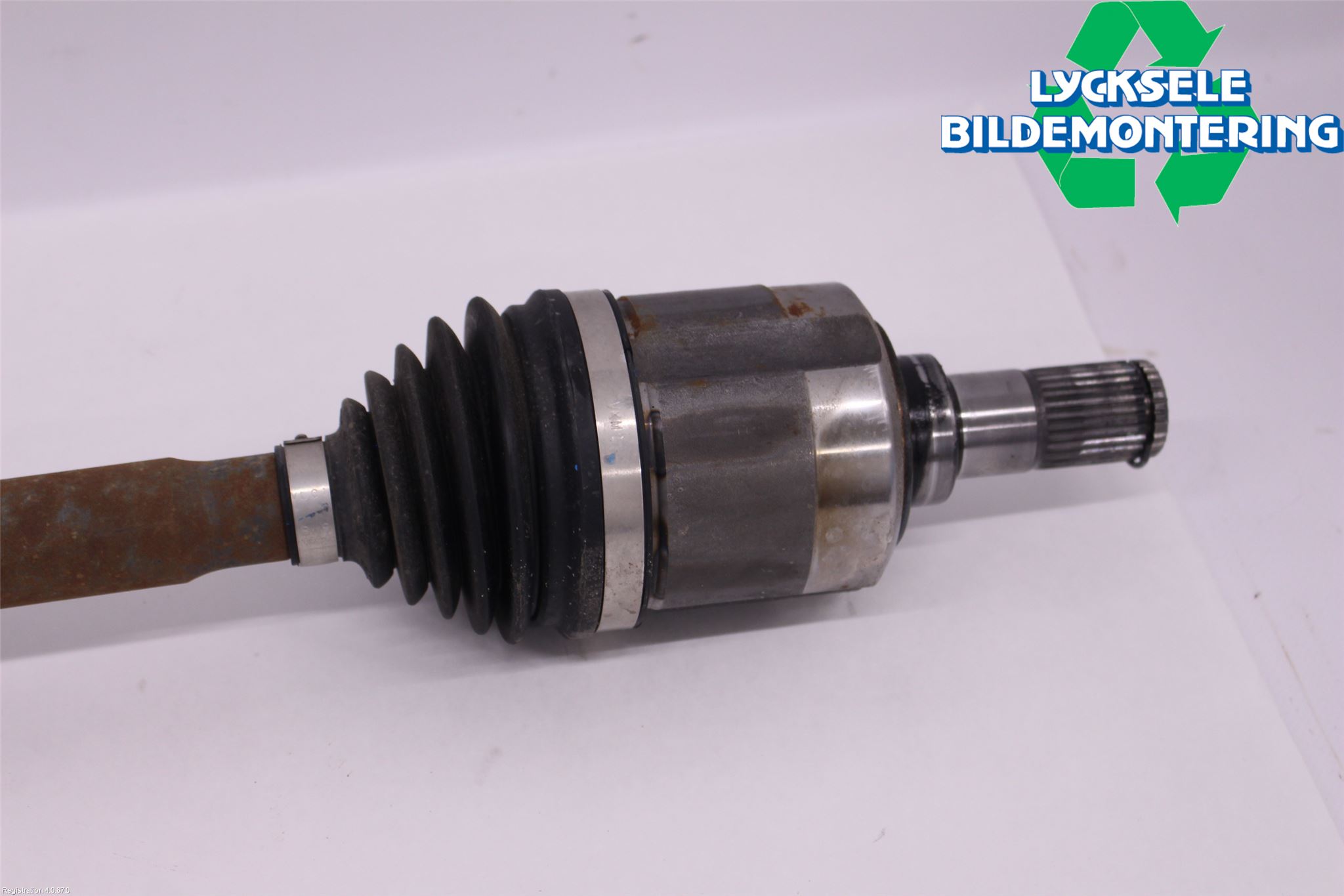 Kia NIRO (DE) 17-22 Drivaxel Fram Höger