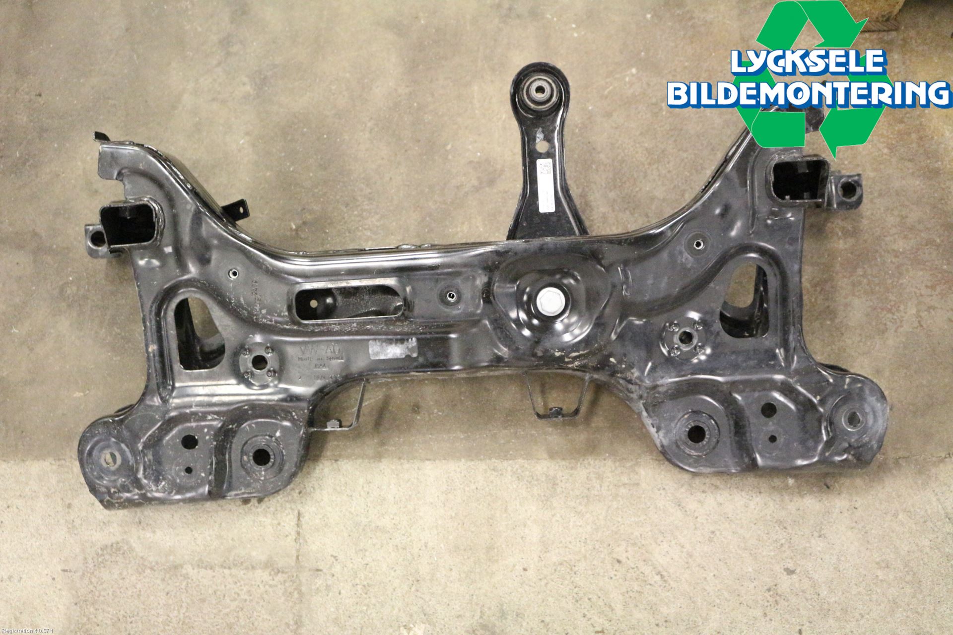 Volkswagen VW T-CROSS 19- Framvagnsbalk