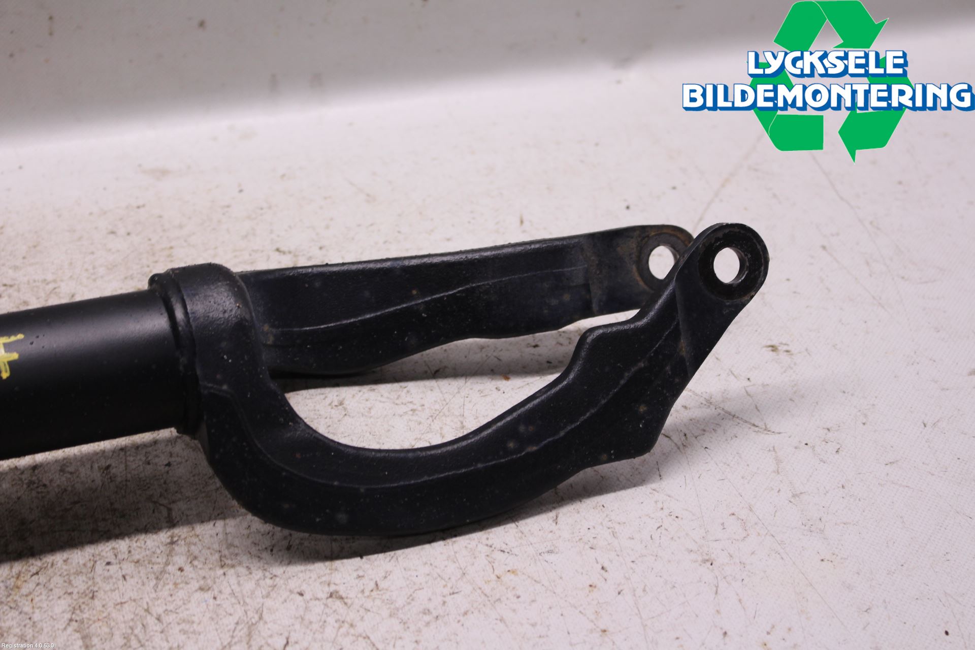BMW 5 F10/F11/F18 09-17 Fjäderben Fram Höger