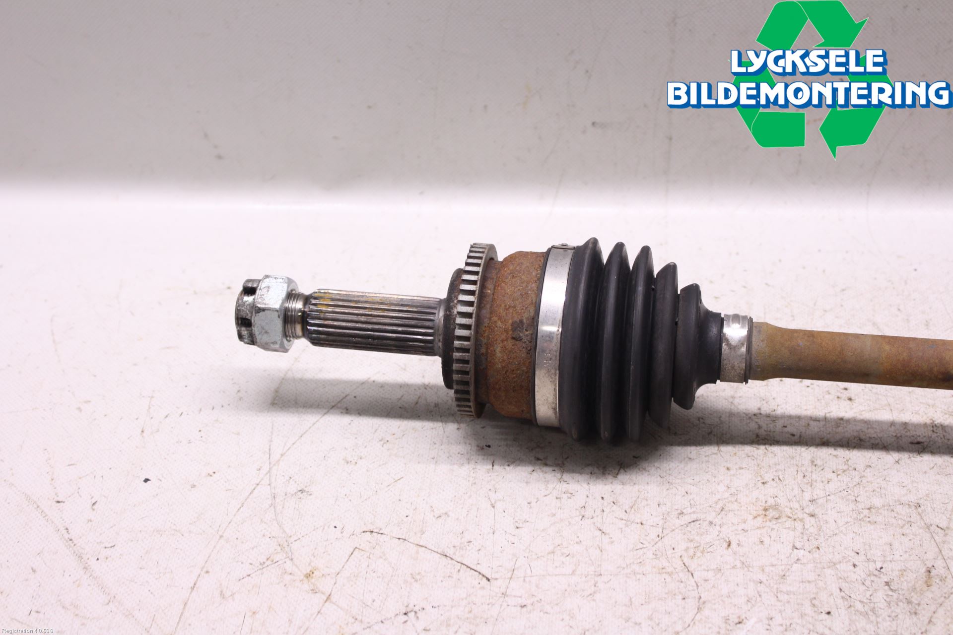 Hyundai i20 PB 09-14 Drivaxel Fram Vänster