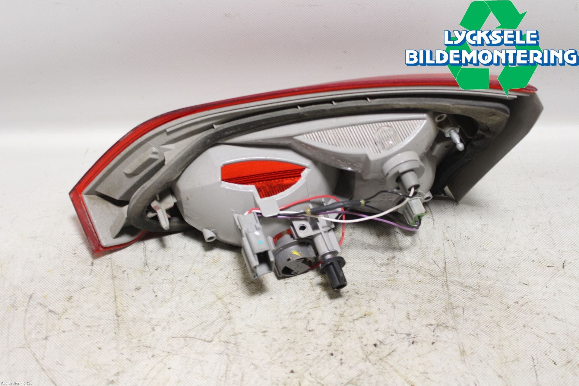 Ford FOCUS 11-14 Bakljus Lucka Vä