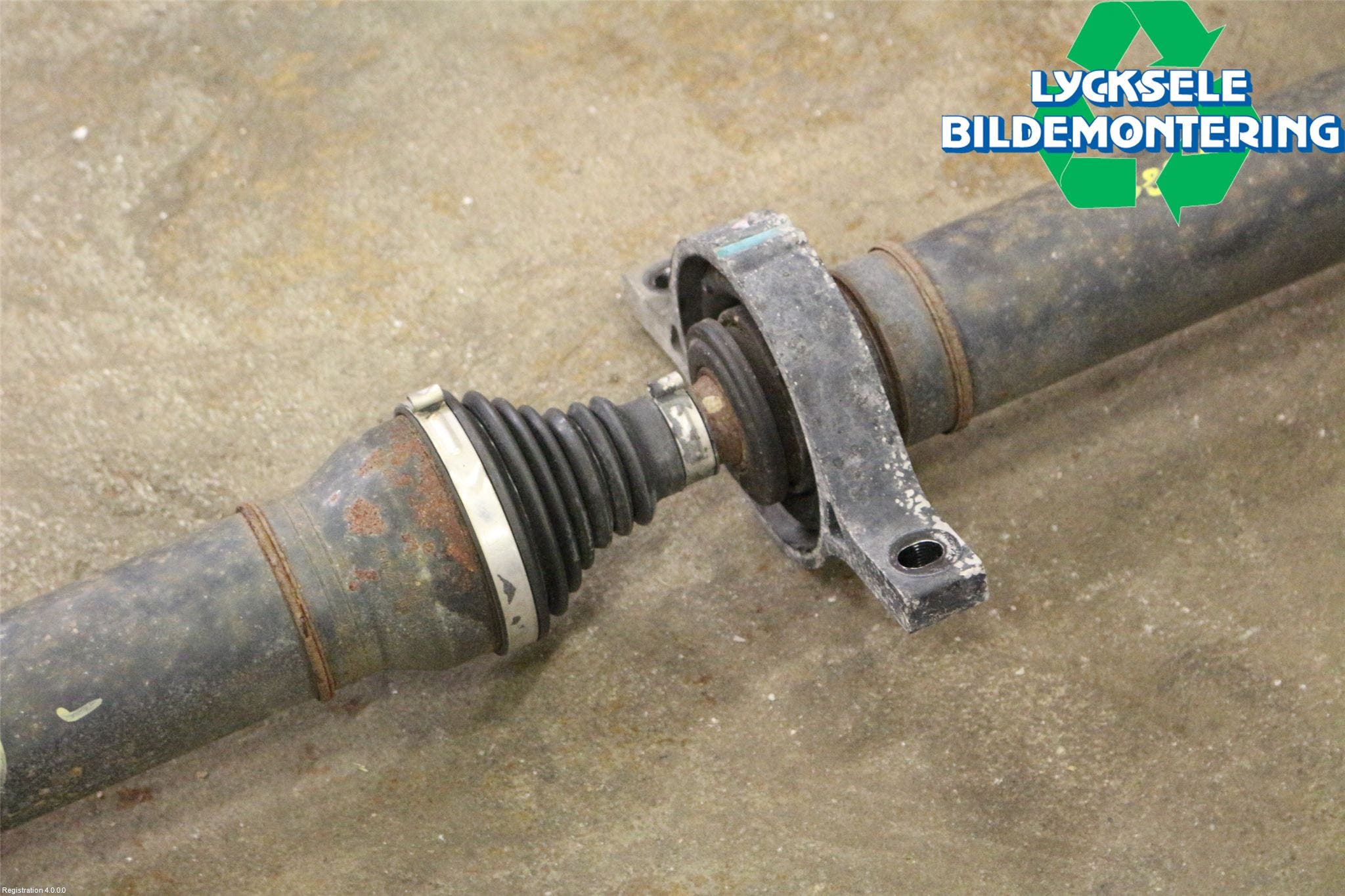 Hyundai SANTA FE 13-18 Mellanaxel Komp