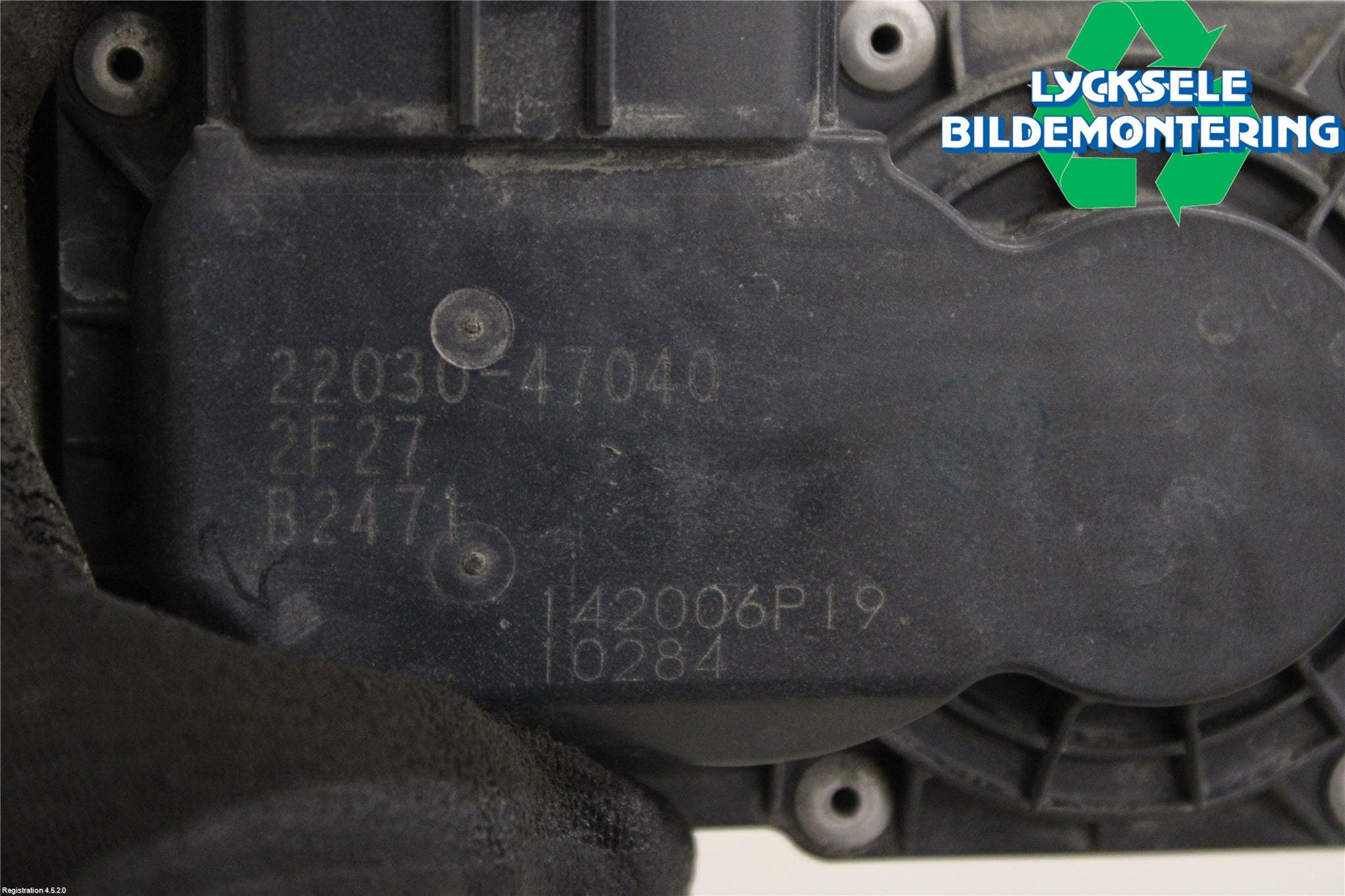 Toyota YARIS XP130 12-14 Injspjällhus