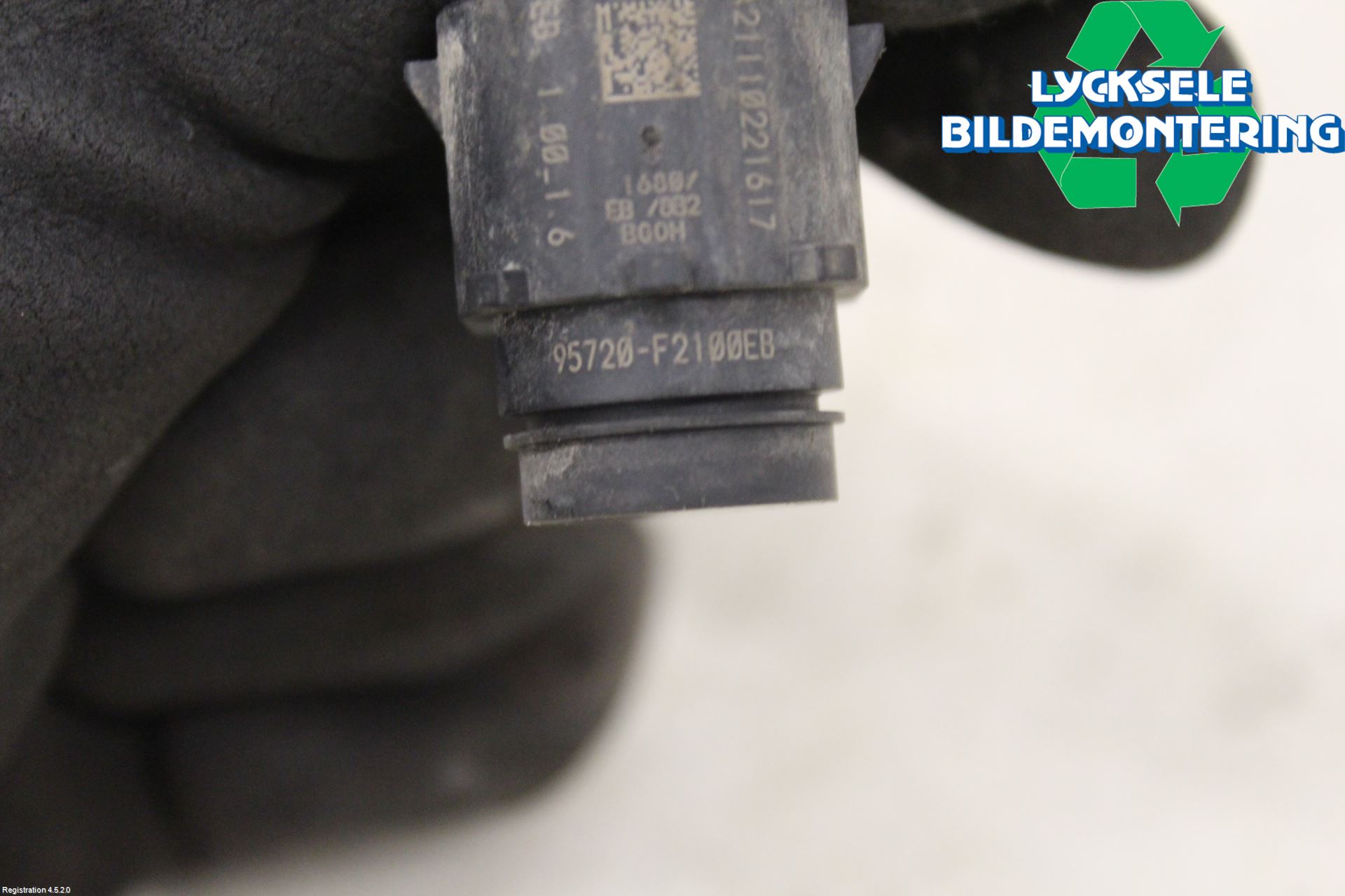 Kia NIRO (DE) 17-22 Parkeringshjälp Backsensor