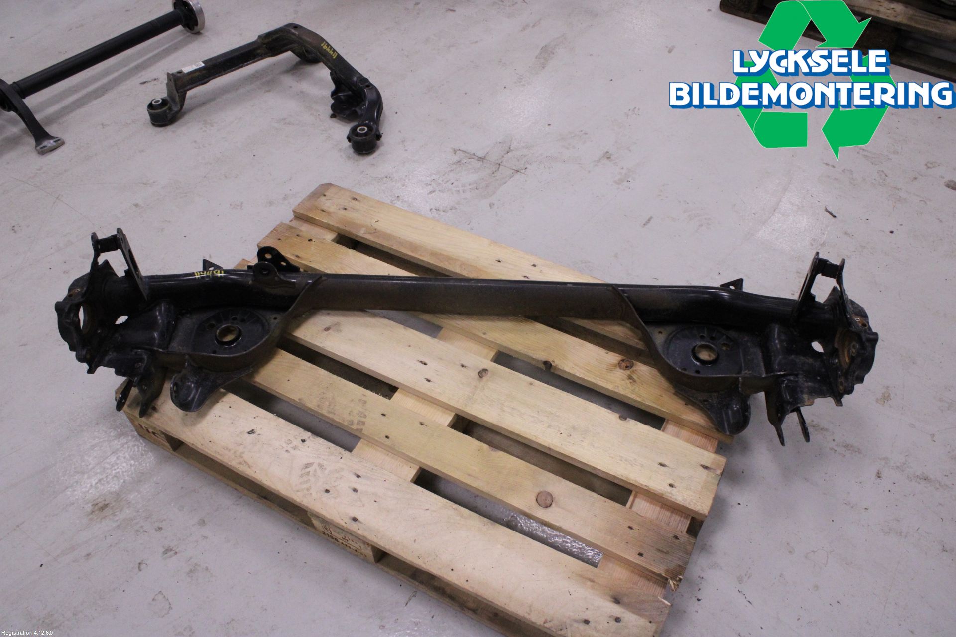 Volkswagen VW CADDY 21- Bakaxelbalk