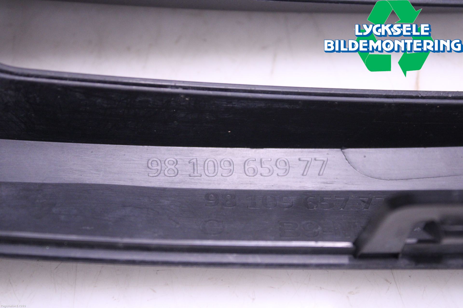 Peugeot PARTNER 16-18 Dimljussarg Fram