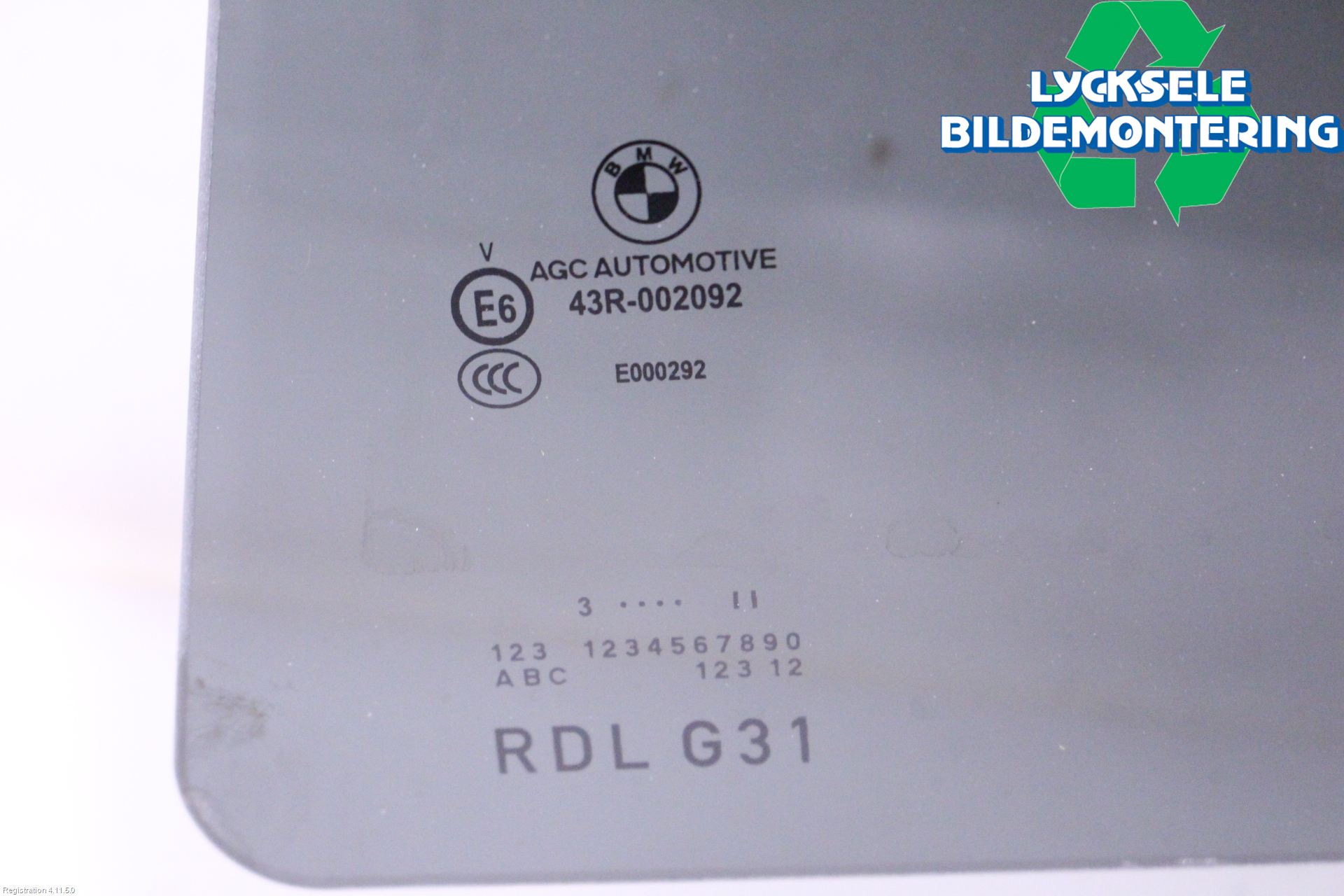 BMW 5 G30/G31/F90 17-23 Dörruta Bak Vänster