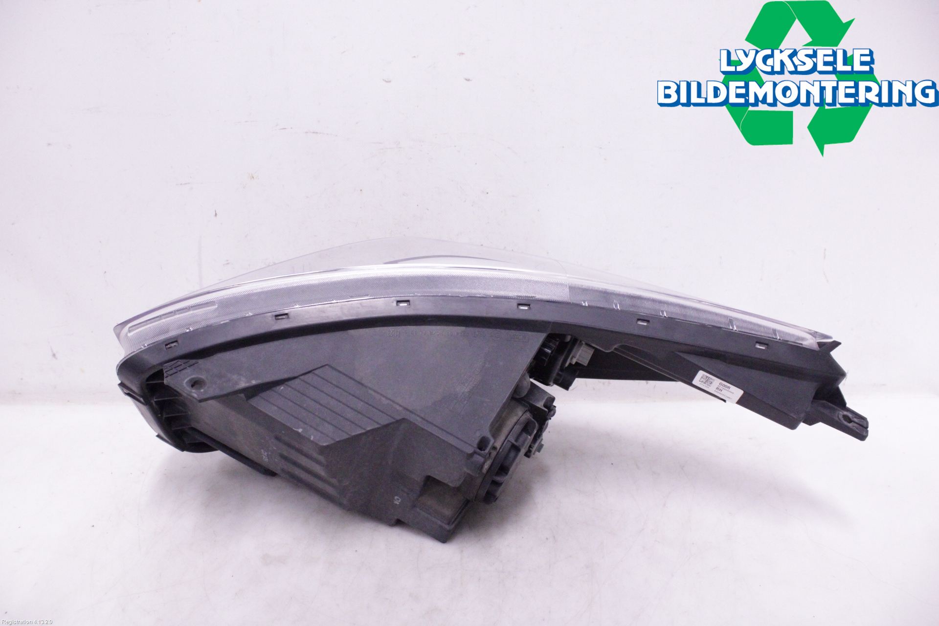 Kia PICANTO 17- Strålkastare Höger
