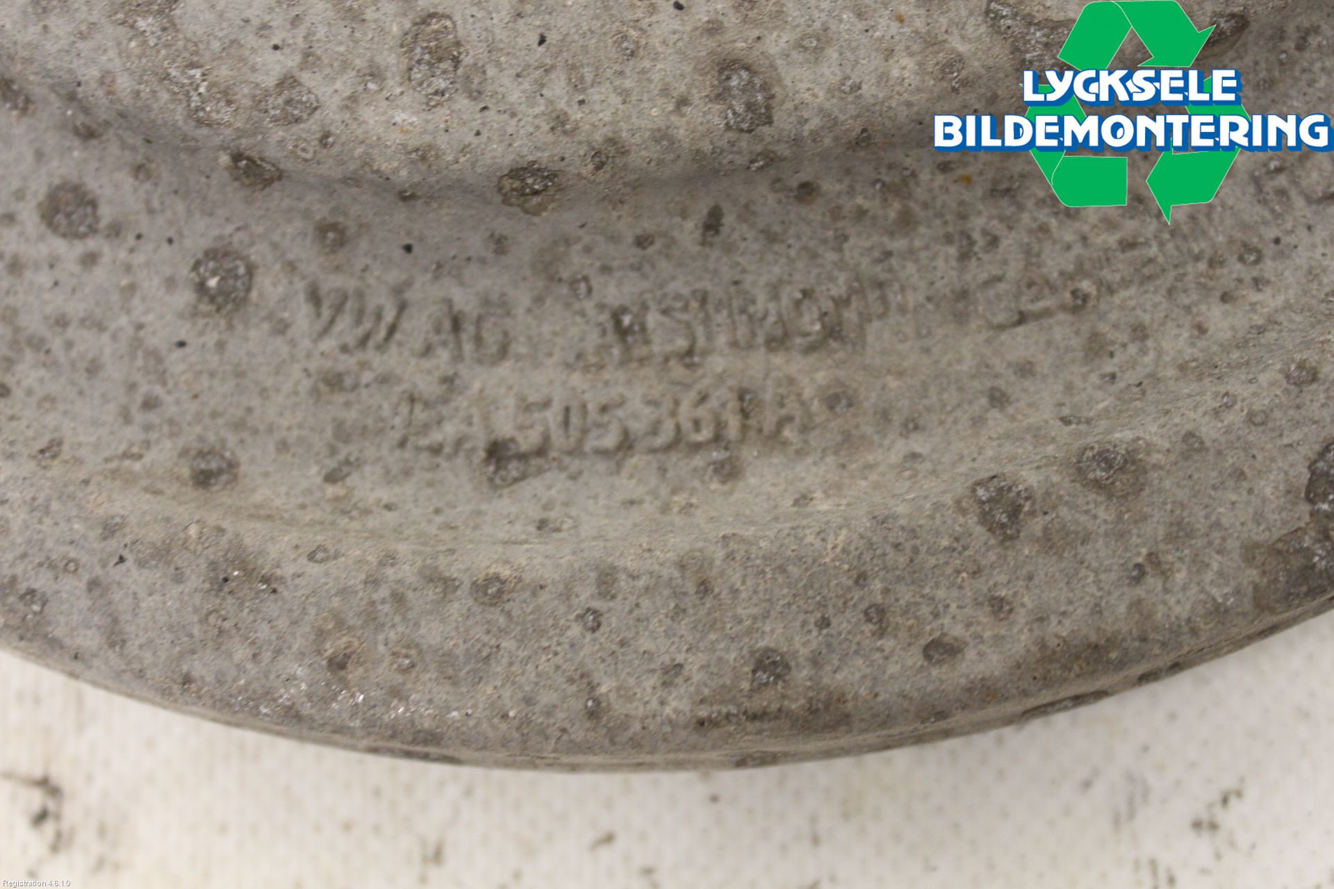 Cupra BORN 22- Bärarm Bak Övre Höger