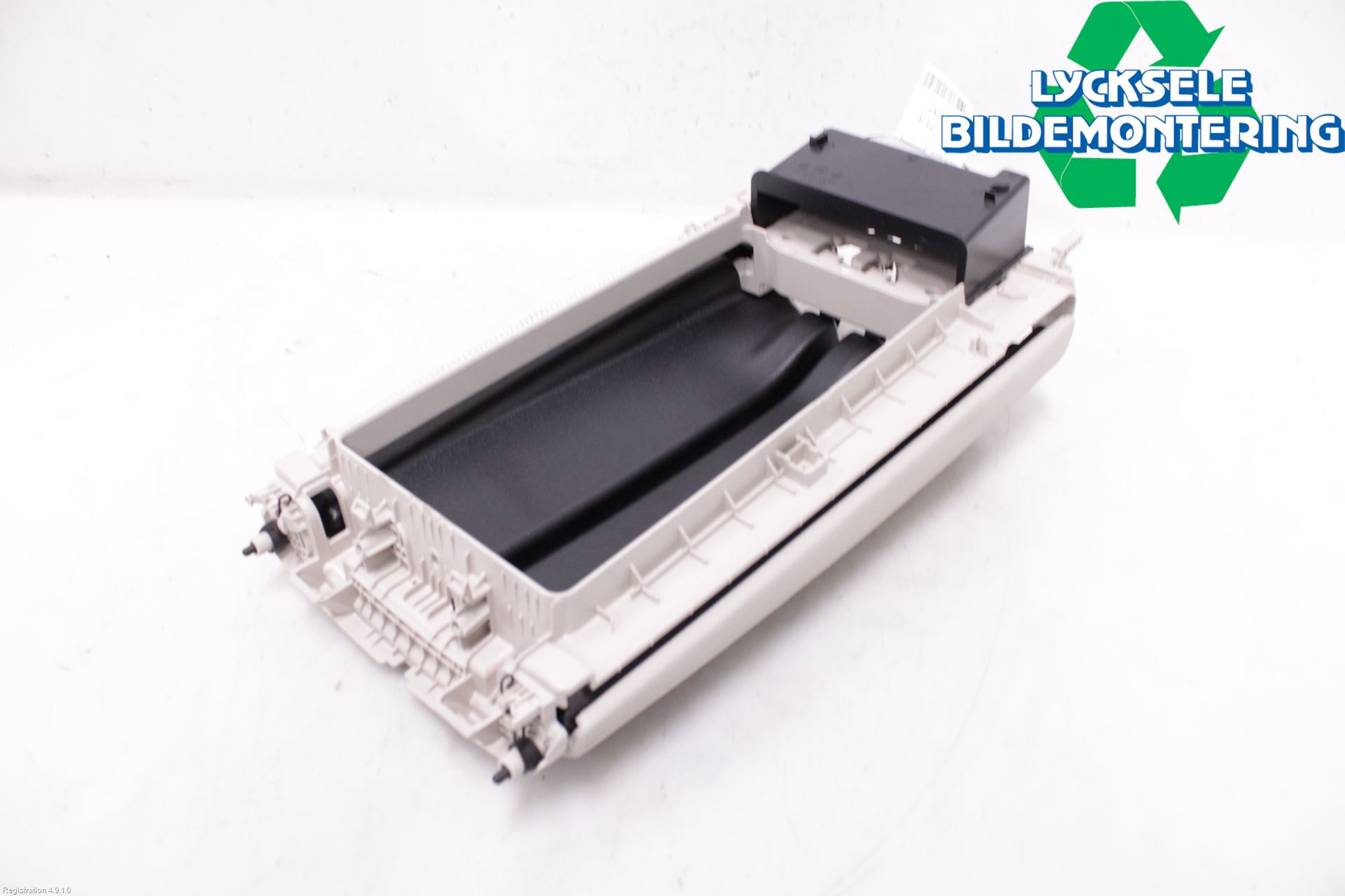 Mercedes-Benz MB E-KLASS (W213) 16-23 Inredning Armstöd