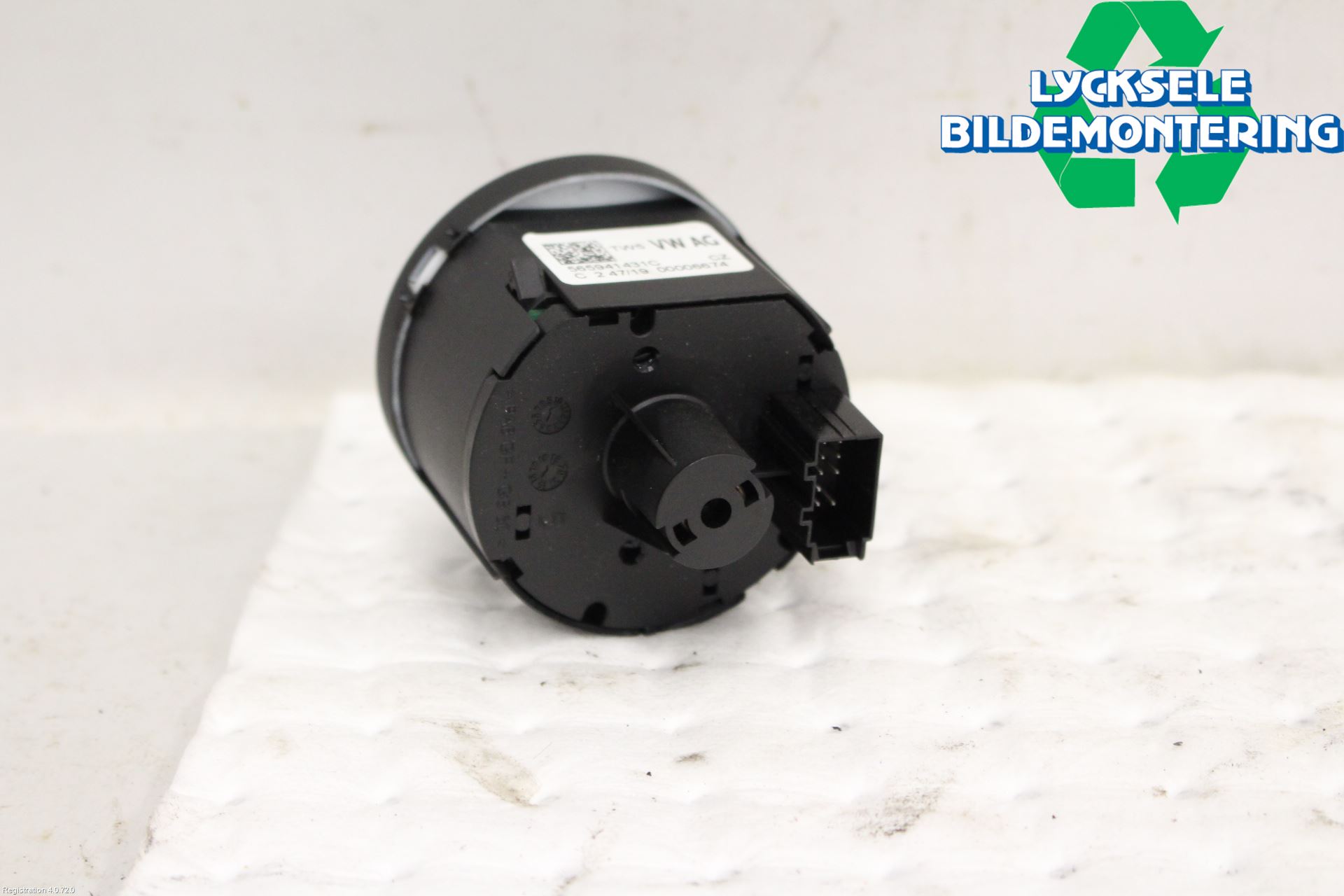 Skoda KAROQ 18- Strömställare Ljus