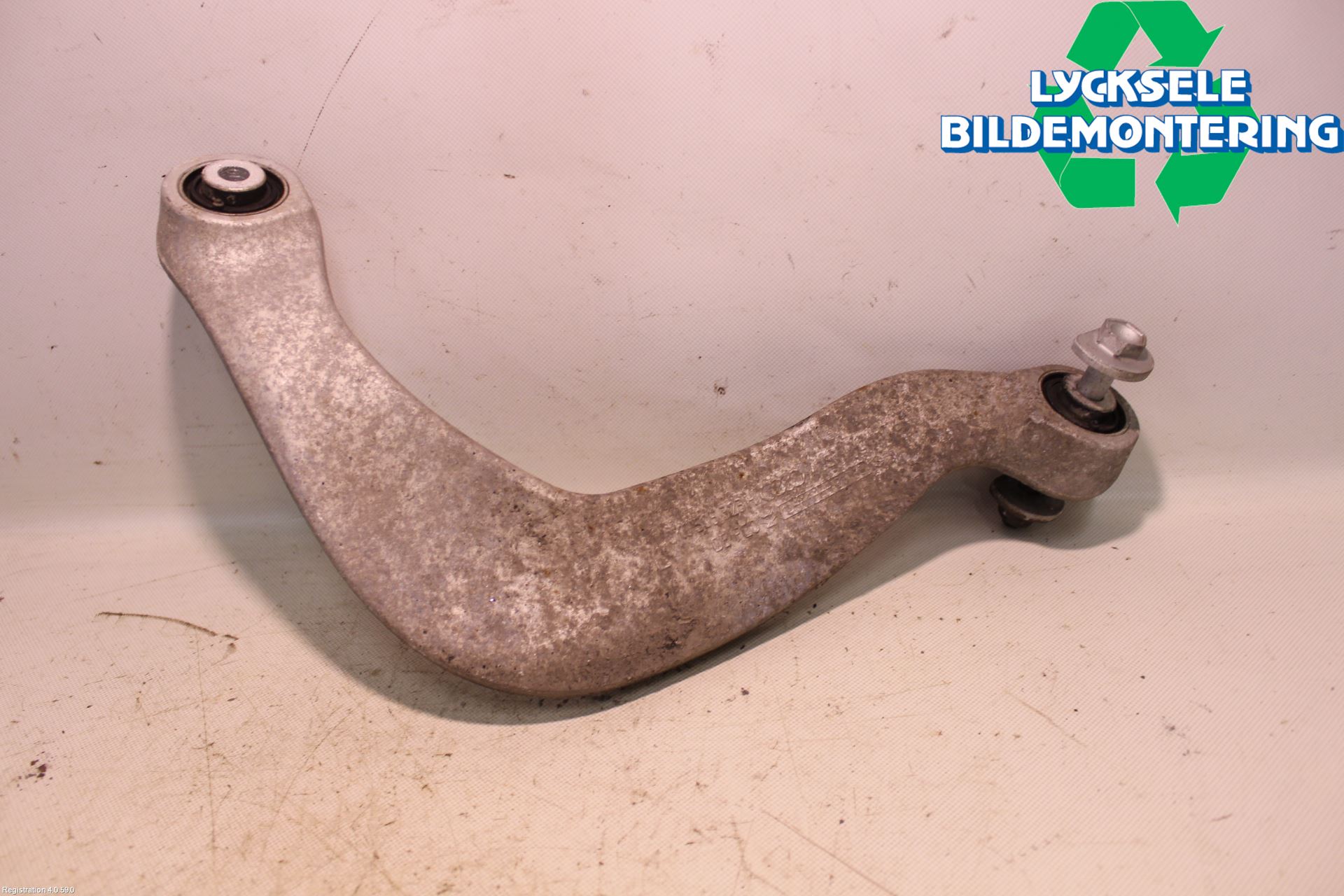 Audi A4 12-15 Bärarm Bak Vänster