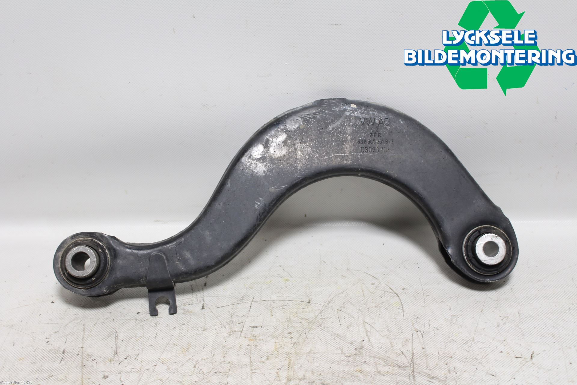 Volkswagen VW GOLF / E-GOLF VII 13-20 Bärarm Bak Höger