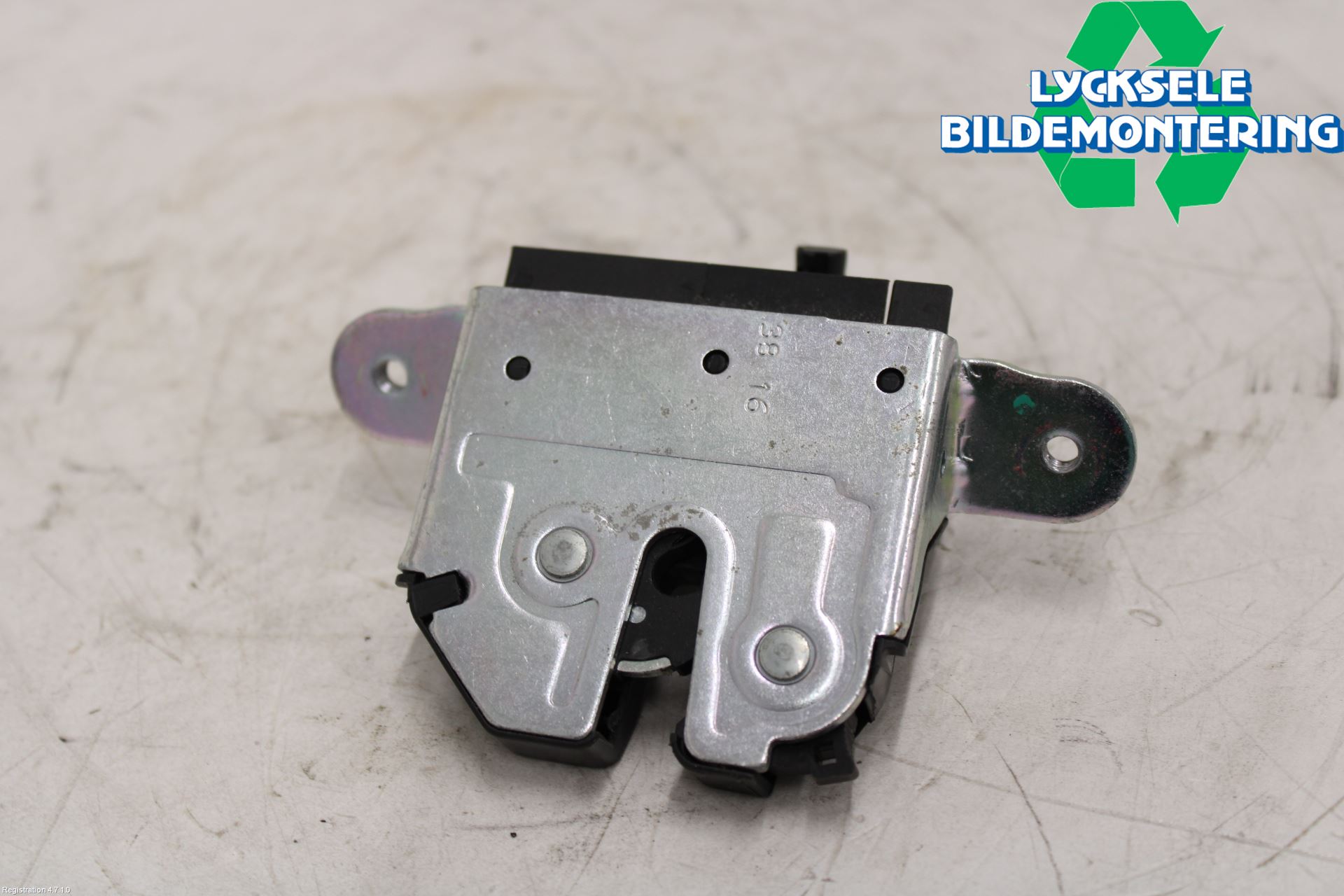 Opel CORSA E 15-19 Låskista Baklucka