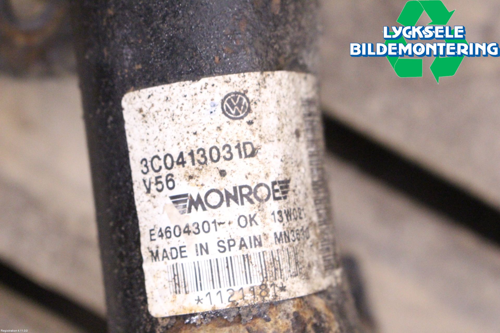 Volkswagen VW PASSAT 11-14 Fjäderben Fram Höger