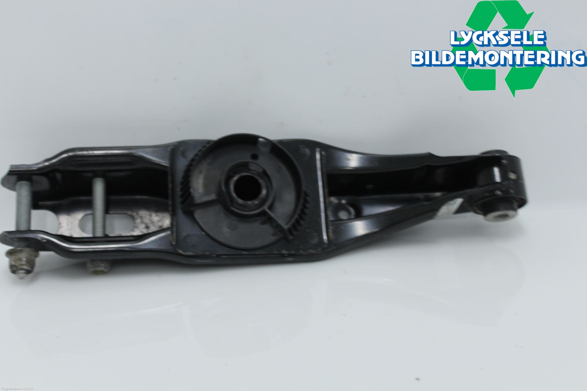 Volkswagen VW ID.4 21- Bärarm Bak Vä-Hö