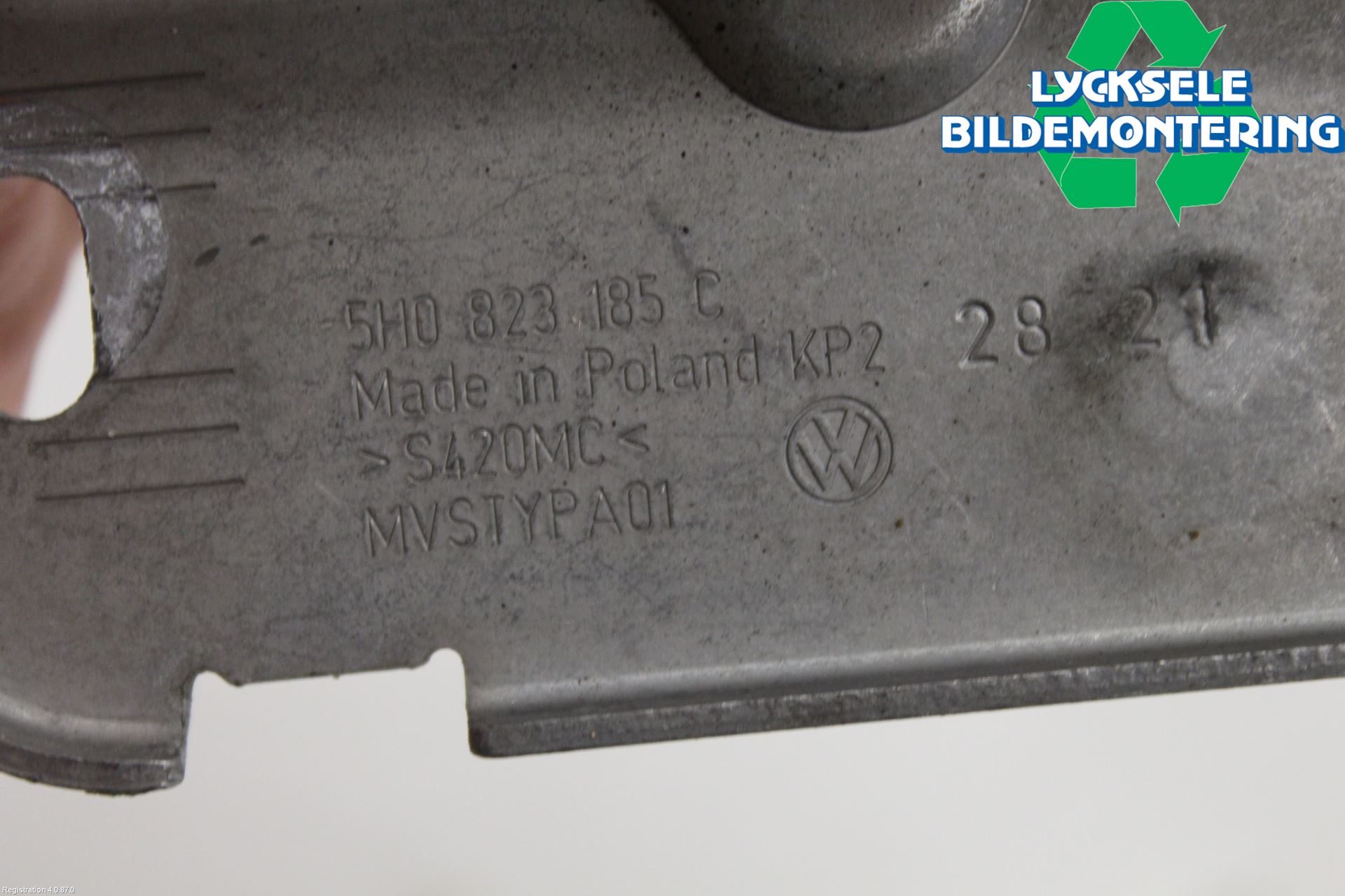 Volkswagen VW GOLF / E-GOLF VIII 20- Huvlås