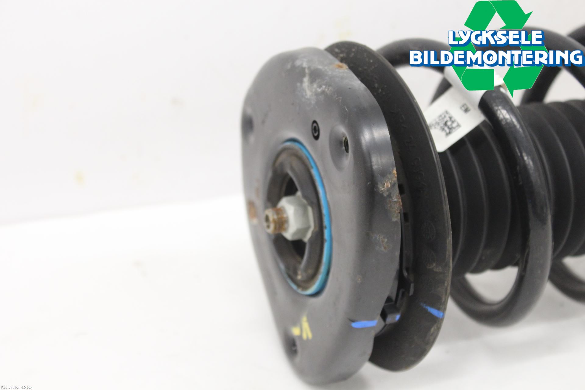 Ford MUSTANG Mach-E 21- Fjäderben Fram Vänster