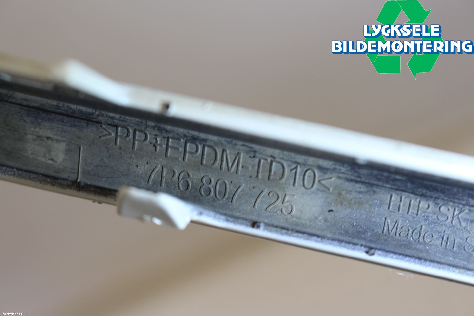 Volkswagen VW TOUAREG 7P 11-18 Stötfångardel Fram Mitt