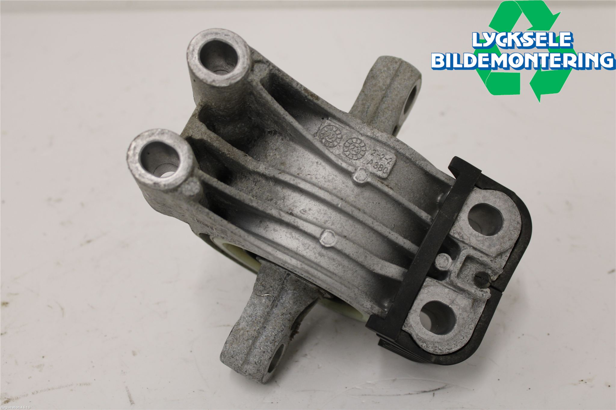 BMW 4/i4 G26 GRAN COUPÉ 21- Motorfäste