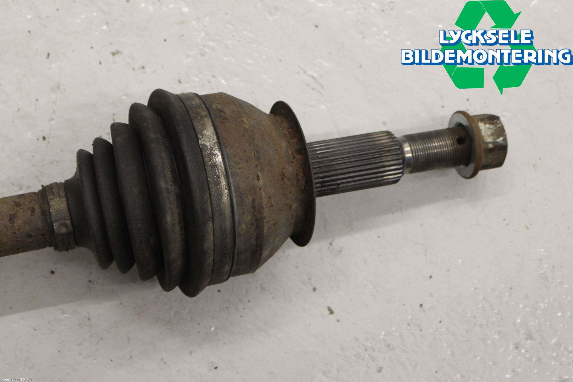 Nissan PATHFINDER R51 05-12 Drivaxel Bak Höger