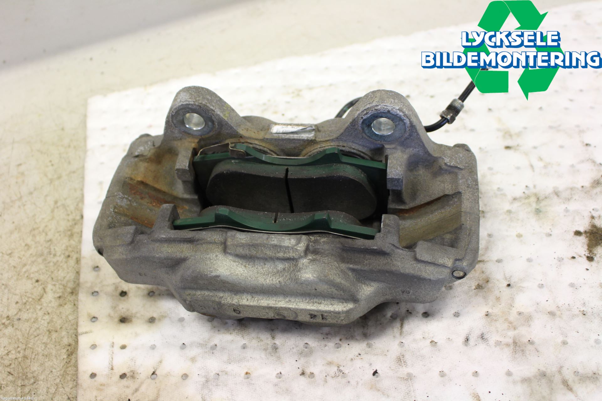 Toyota HILUX 16- Bromsok Fram Vänster