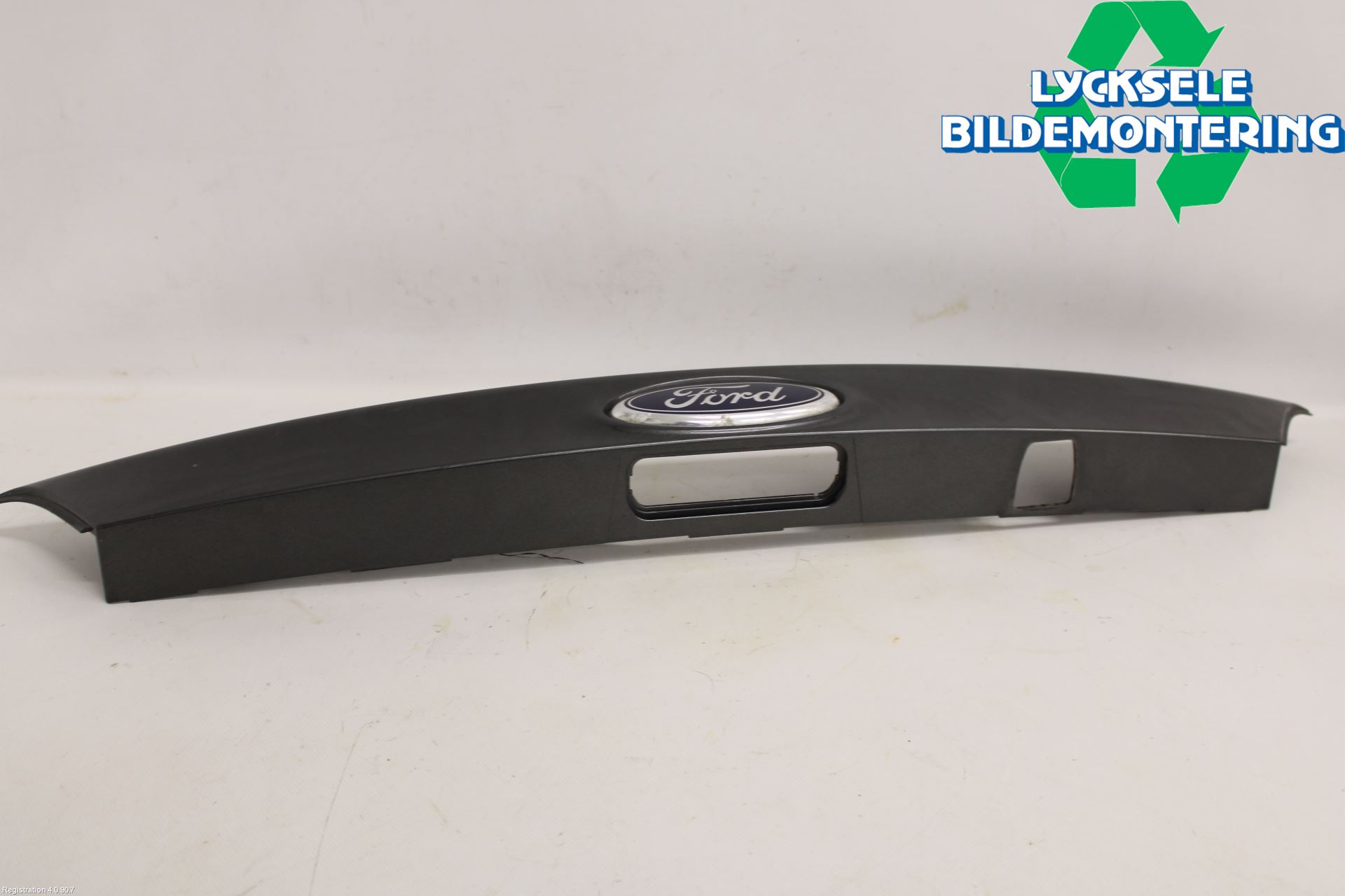 Ford FOCUS 15-18 List Bak-Baklucka