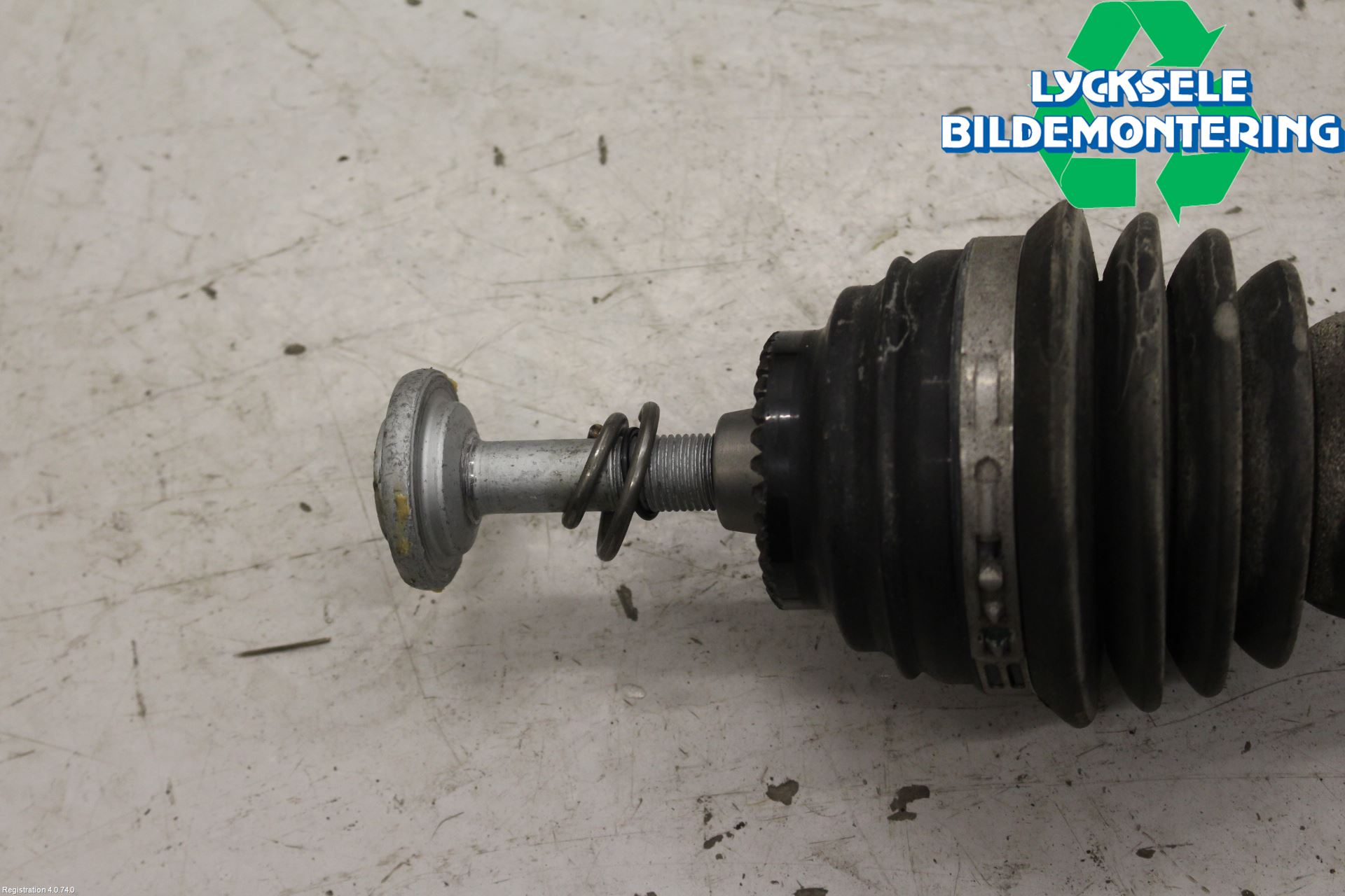 BMW 3 F30/F31/F80 12-19 Drivaxel Fram Höger