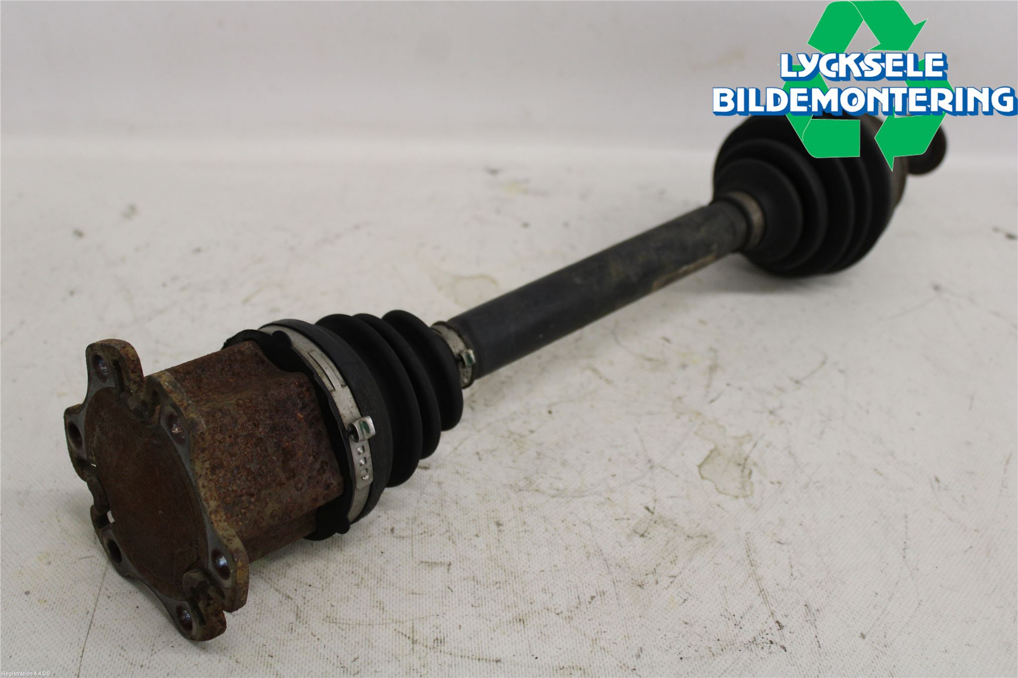 Audi A6/S6     05-11 Drivaxel Fram Vänster