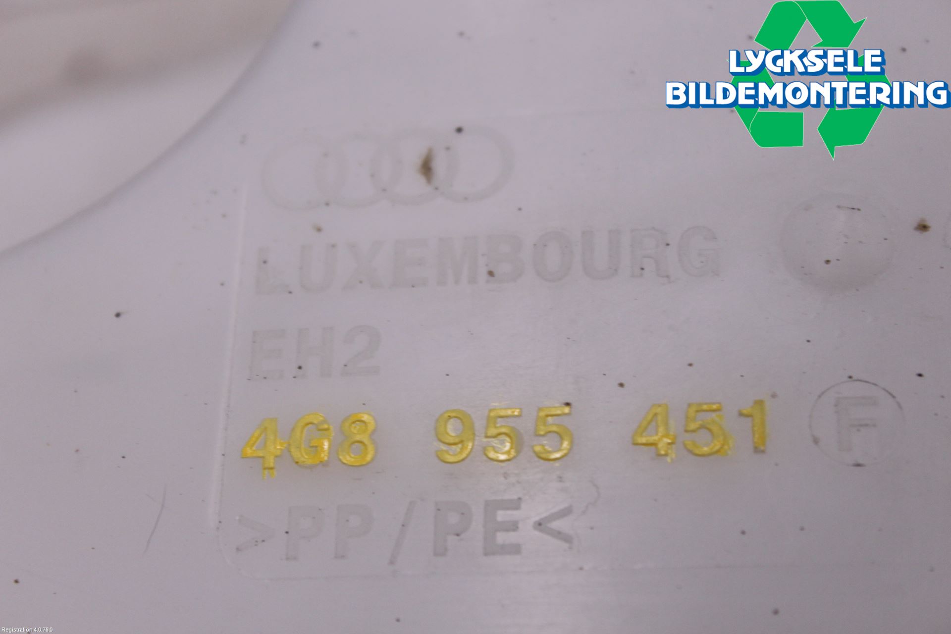 Audi A6 ALLROAD 12-18 Spolartank Vindruta-Strål