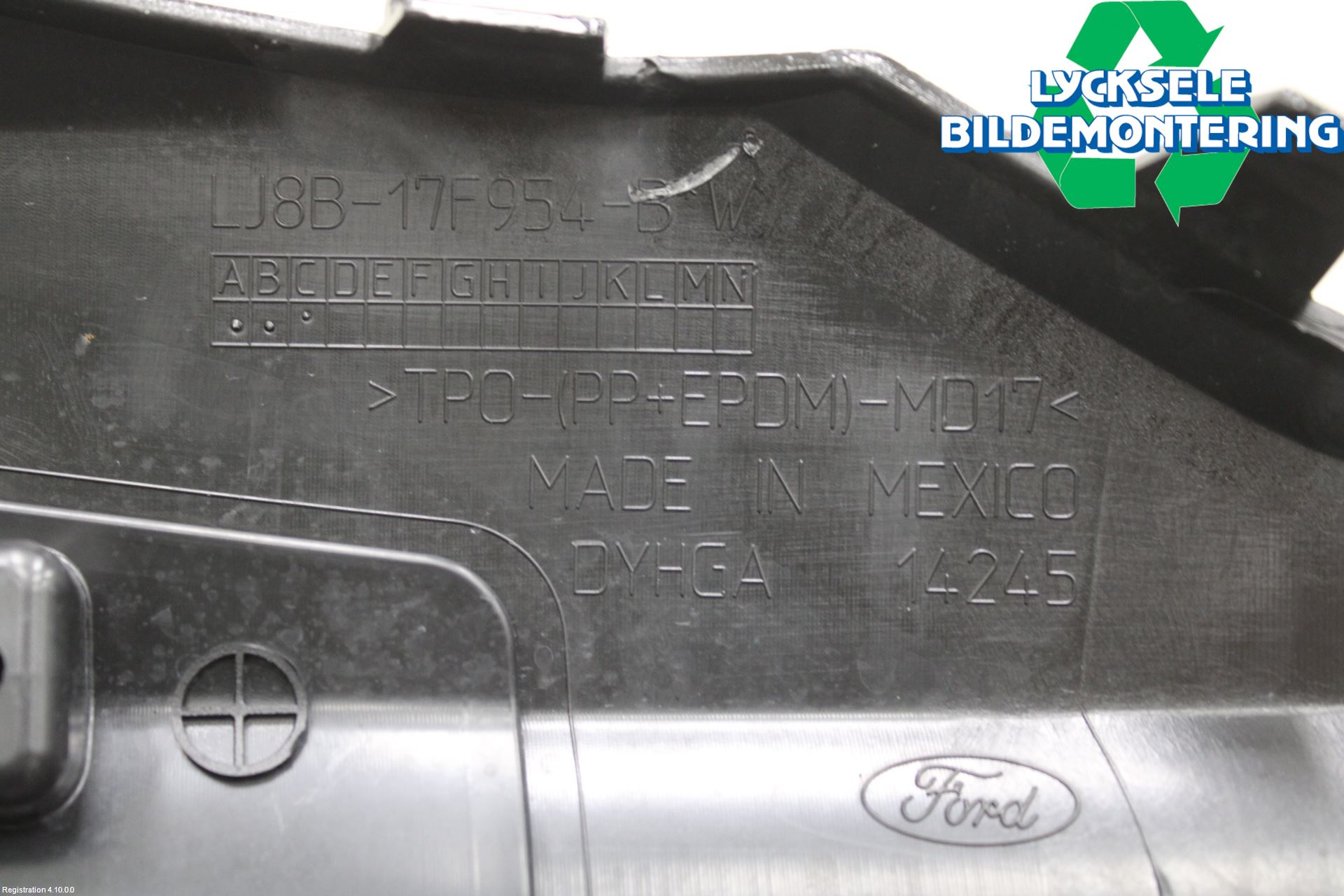 Ford MUSTANG Mach-E 21- Spoiler Bak