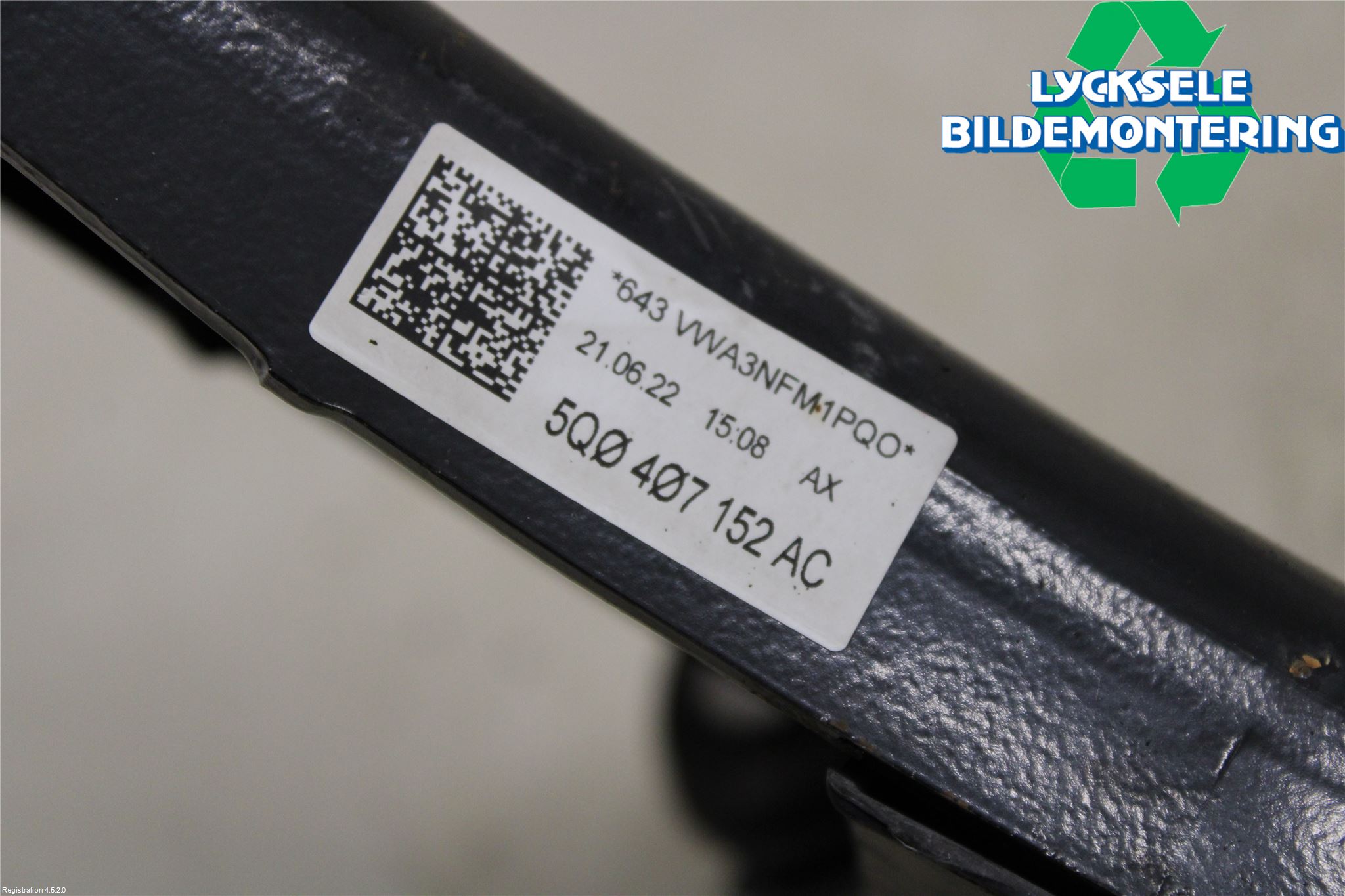 Volkswagen VW GOLF / E-GOLF VIII 20- Bärarm Fram Undre Hö