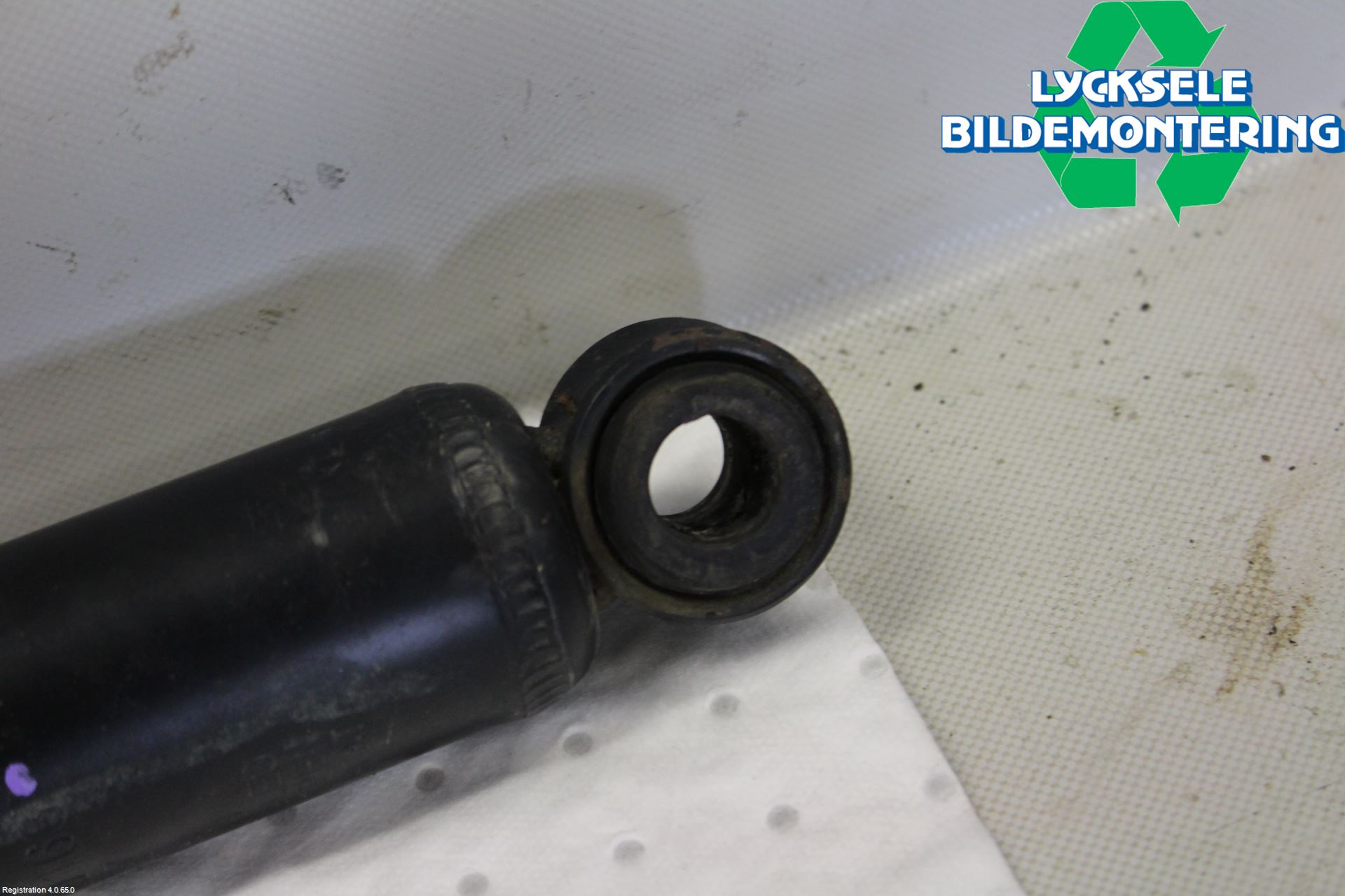 Isuzu D-MAX Stötdämpare Bak