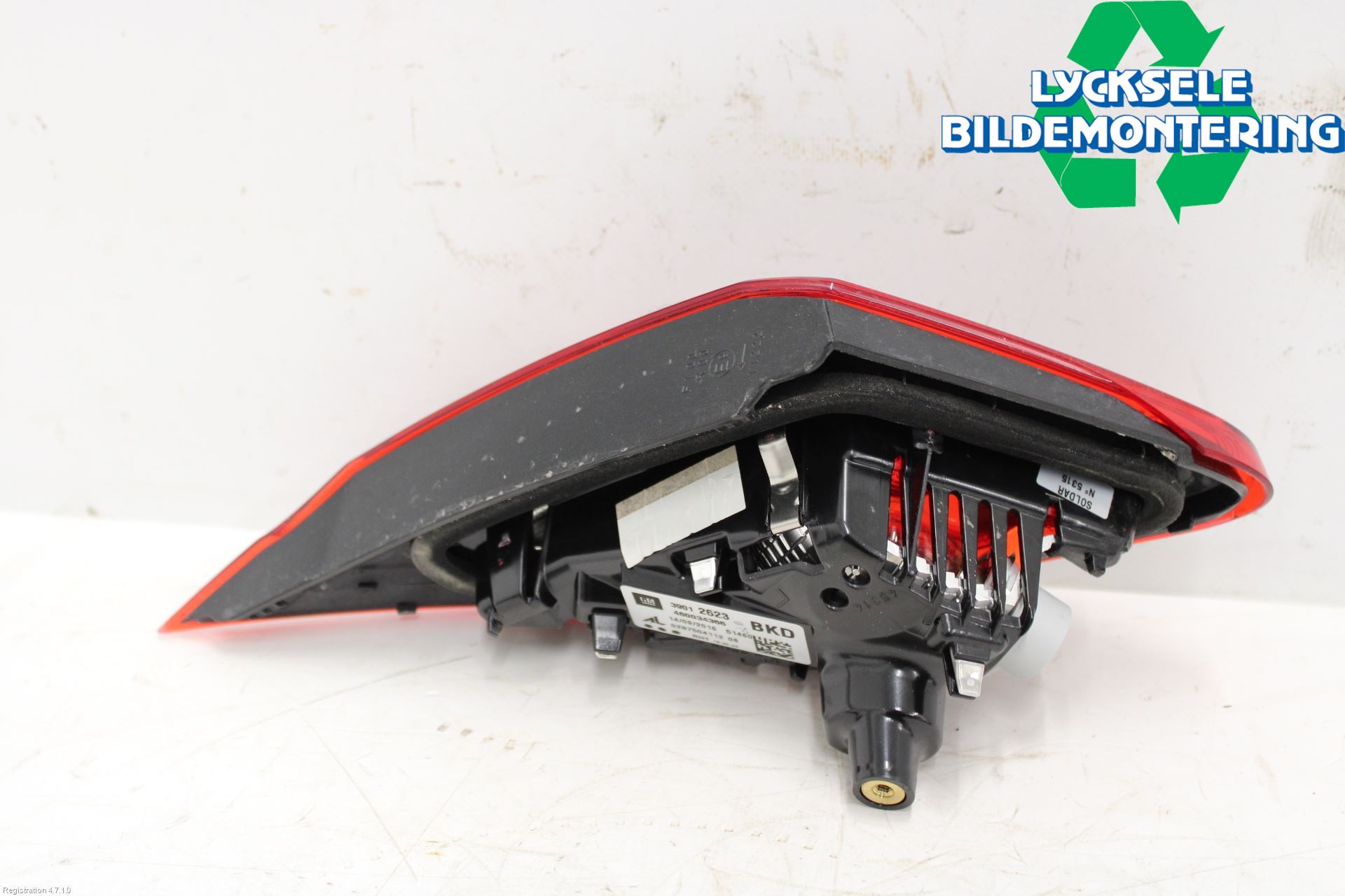 Opel CORSA E 15-19 Bakljus Lucka Vä