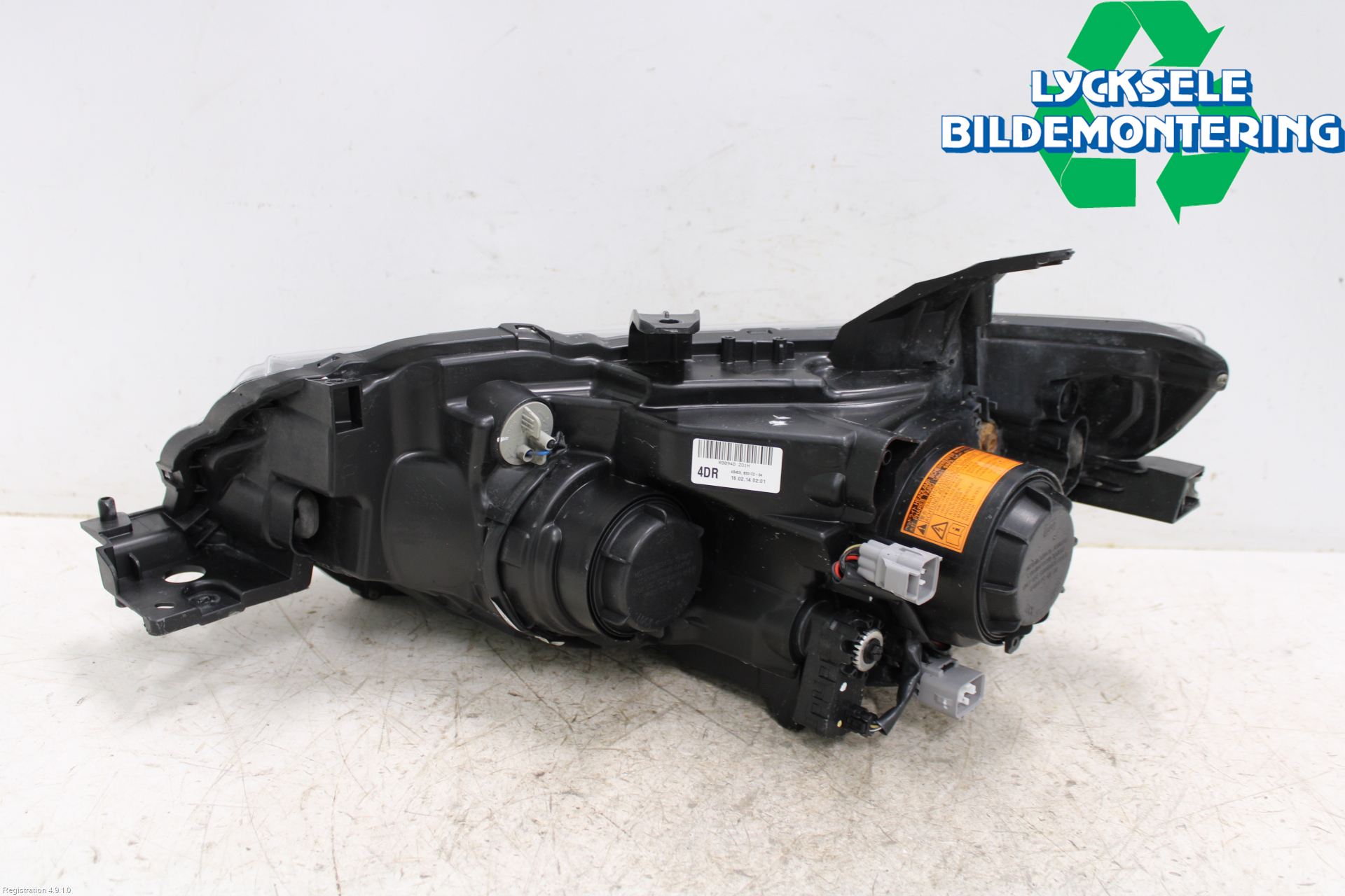 Mitsubishi OUTLANDER 13-21 Strålkastare Höger