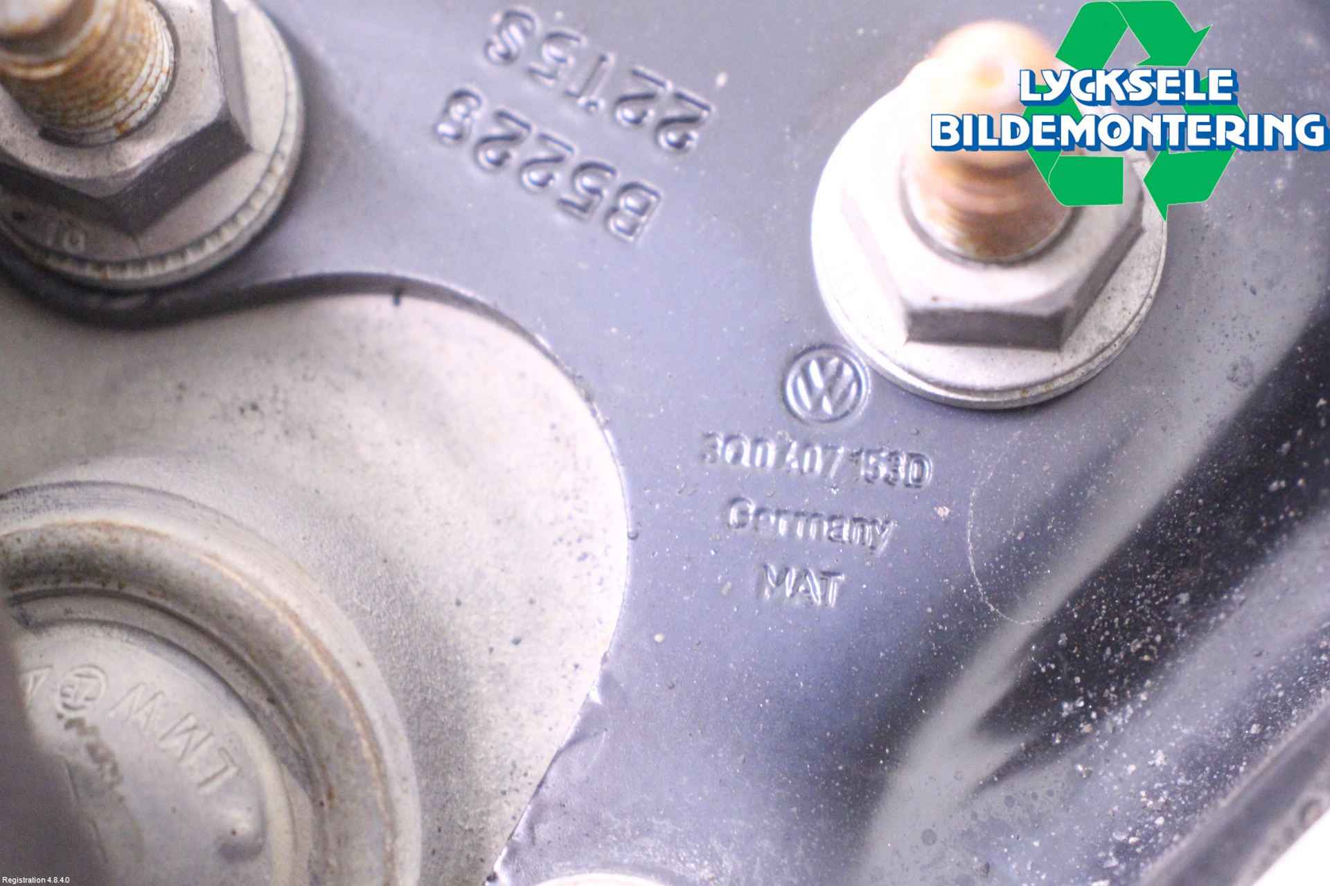Volkswagen VW TIGUAN 16-24 Bärarm Fram Undre Vä