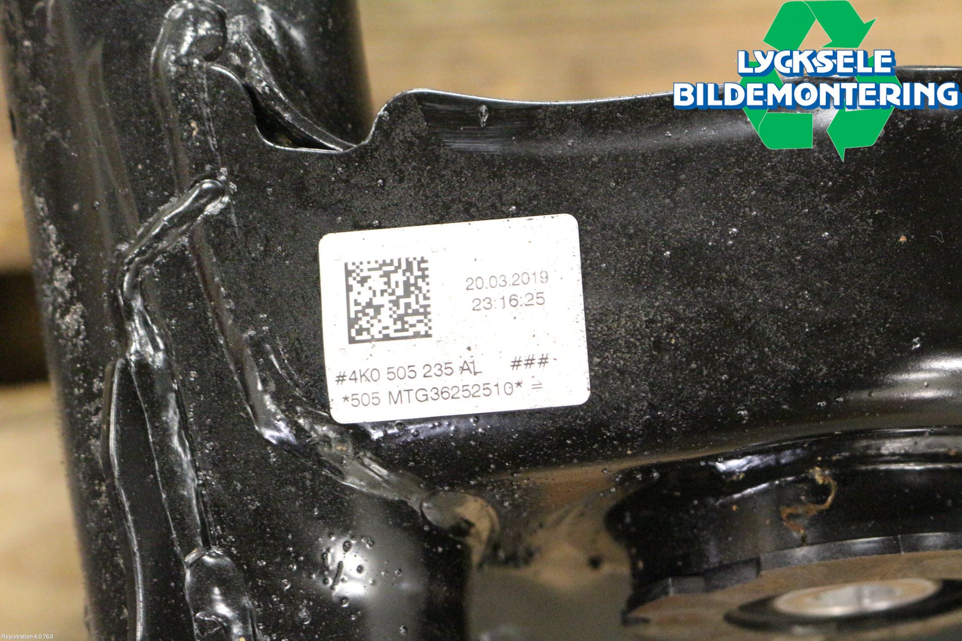 Audi A6 F2/C8 19- Bakaxelbalk