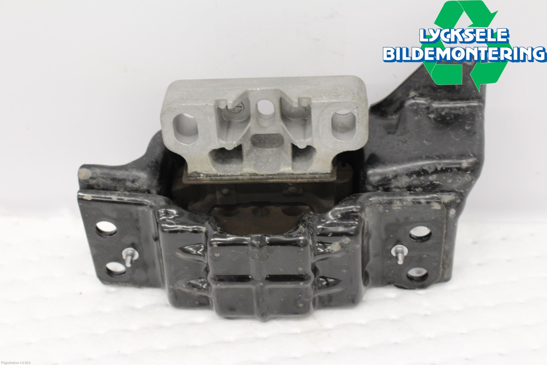 Audi A1 19- Växellådsfäste