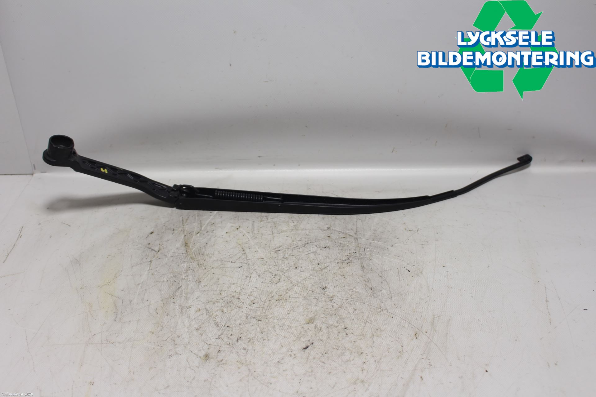 Mitsubishi OUTLANDER 13-21 Torkararm Armar Vindruta